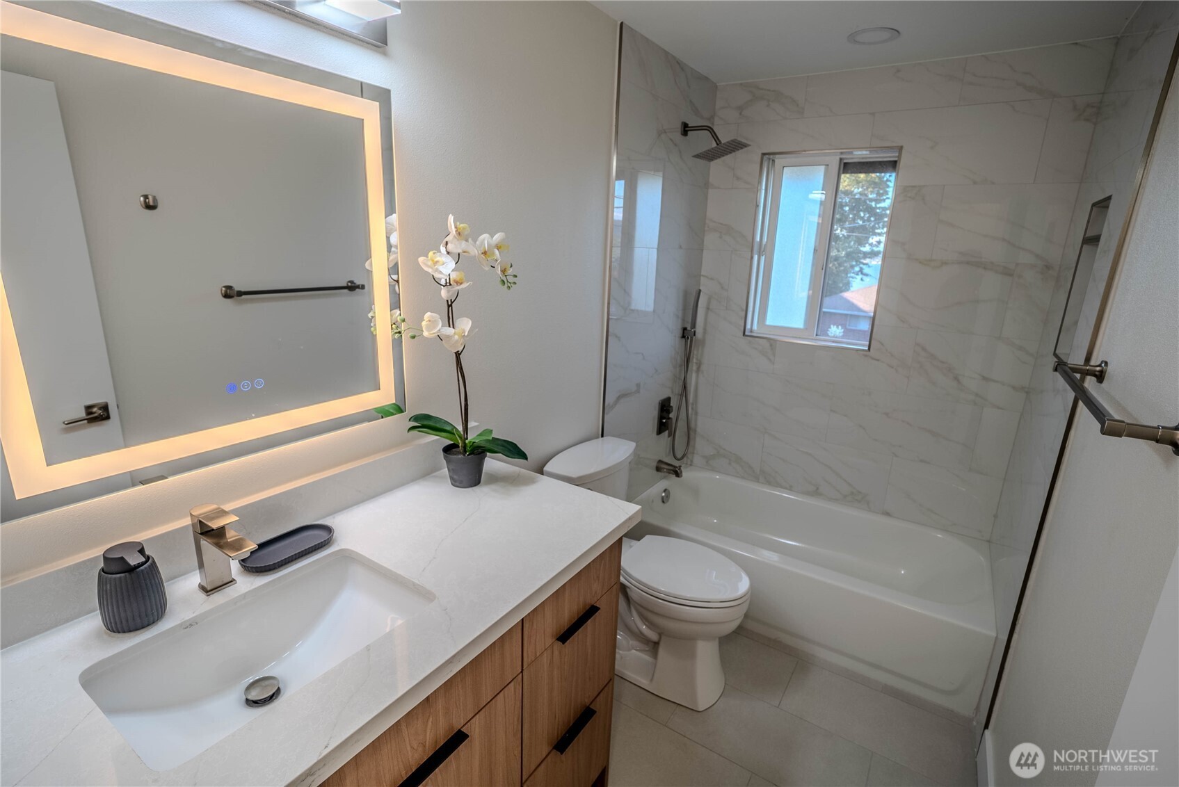 7716 S Mission Drive Property Photo 15