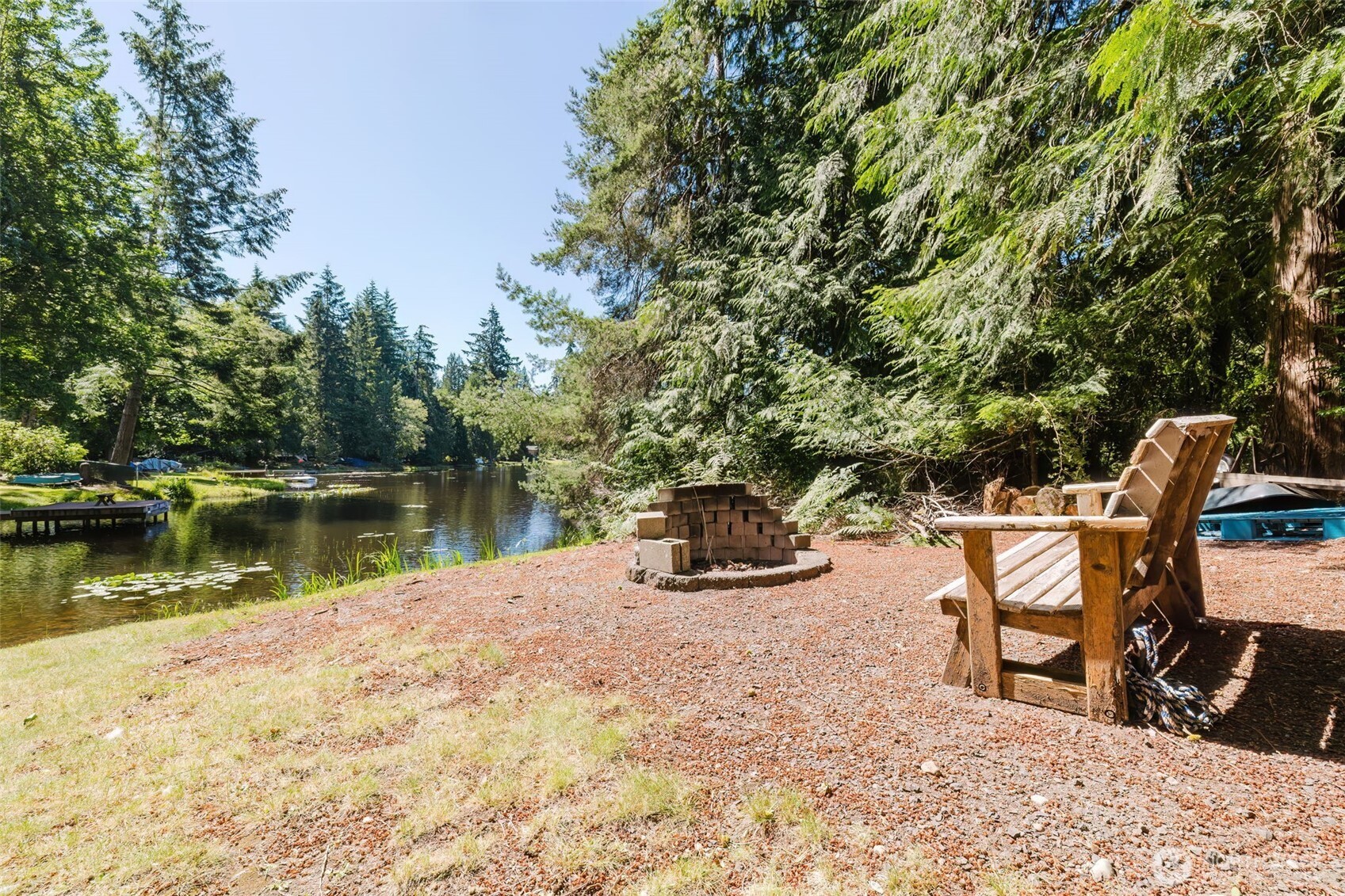 41 E Pickering Place Property Photo 10