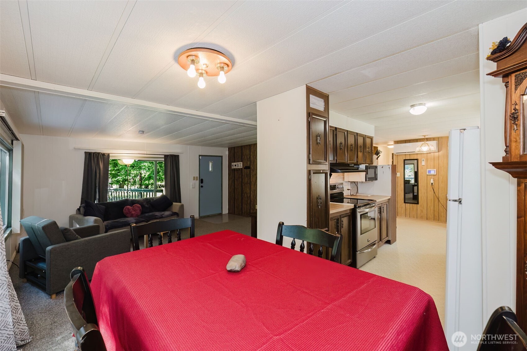 41 E Pickering Place Property Photo 16