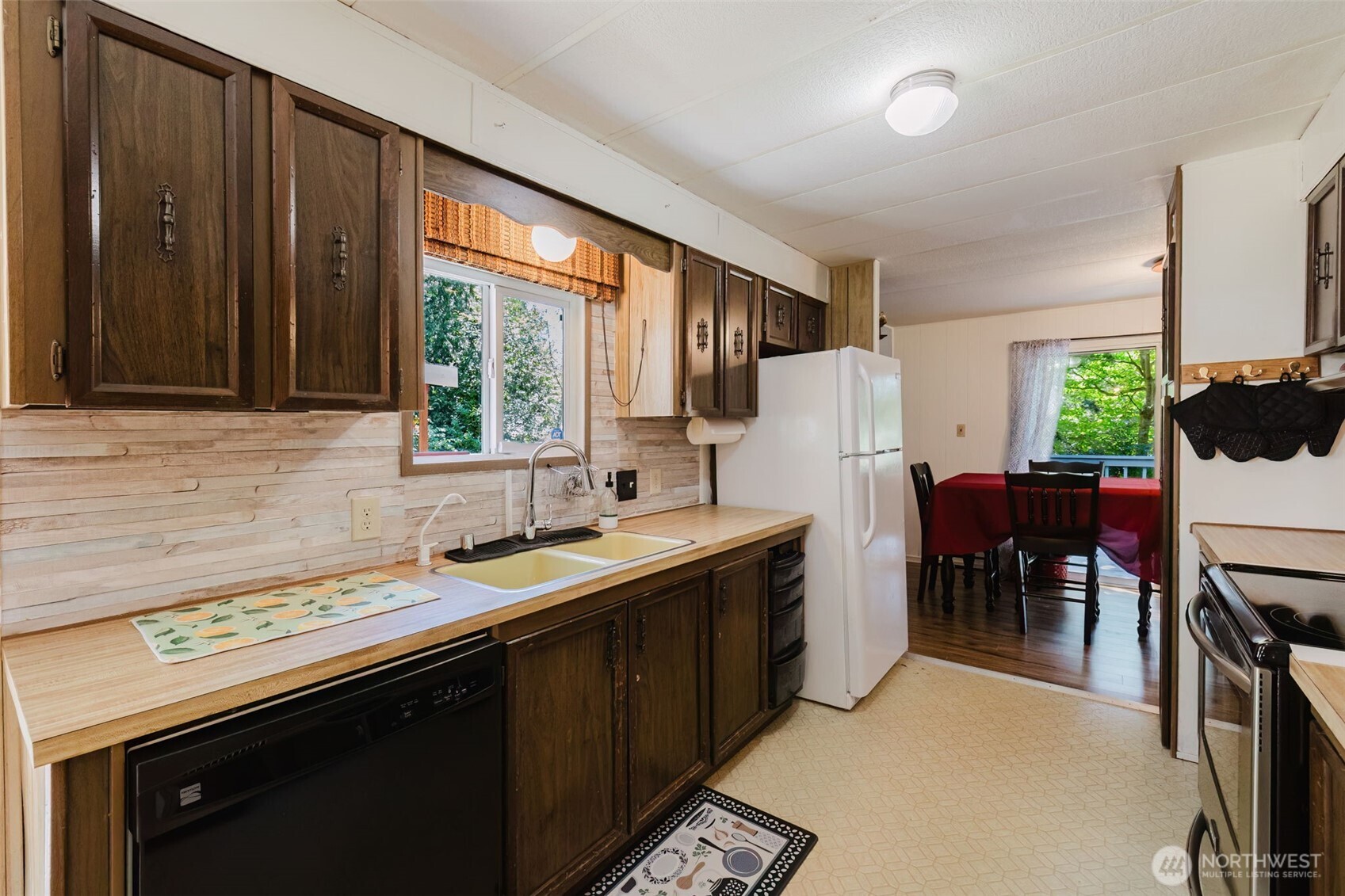 41 E Pickering Place Property Photo 19