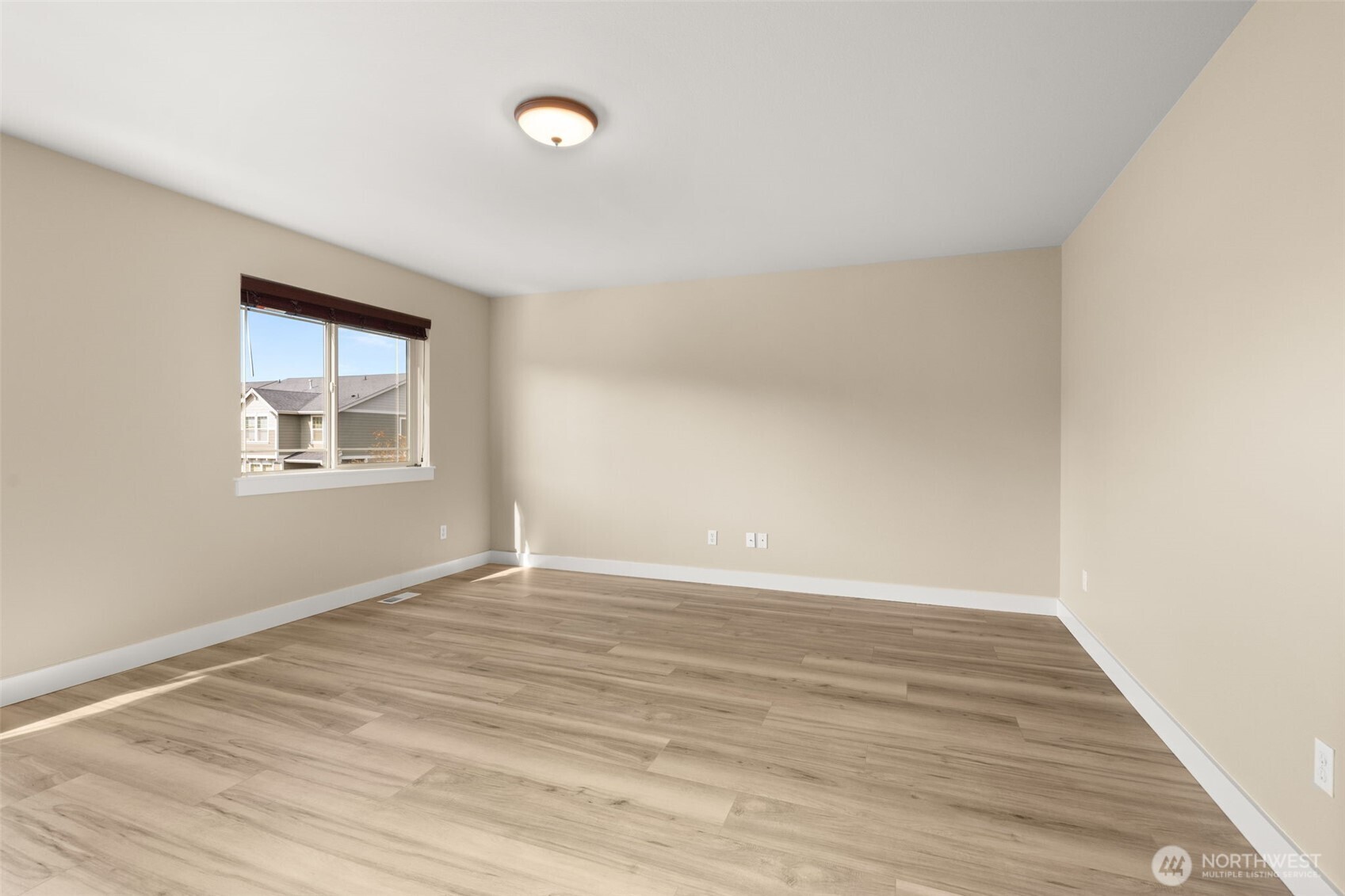 7746 Keystone Avenue Property Photo 25