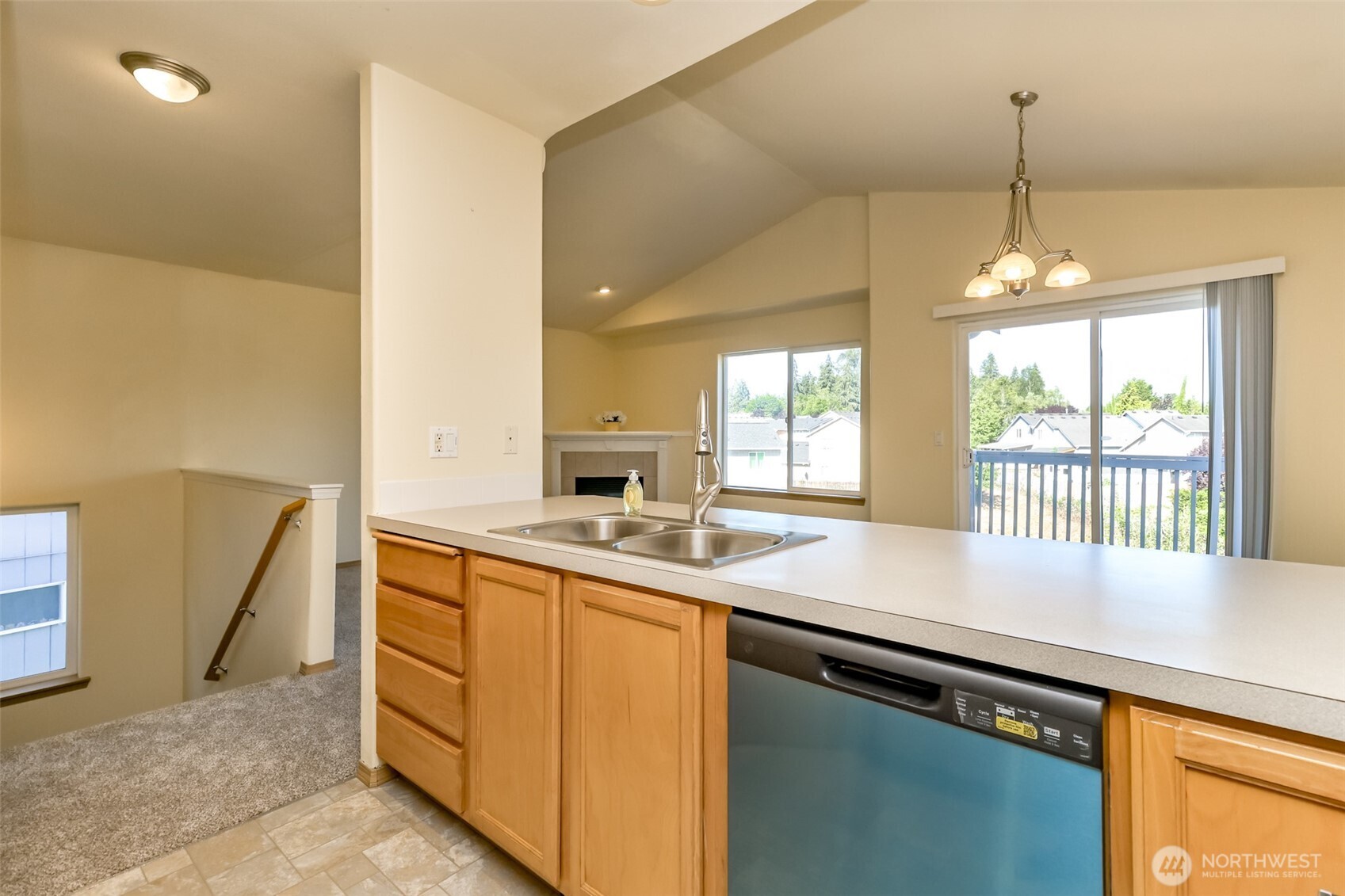 16018 89th Avenue Property Photo 9