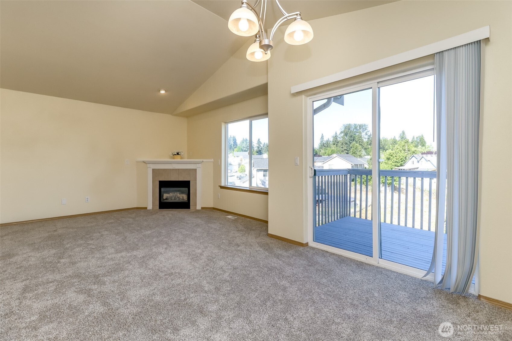 16018 89th Avenue Property Photo 12