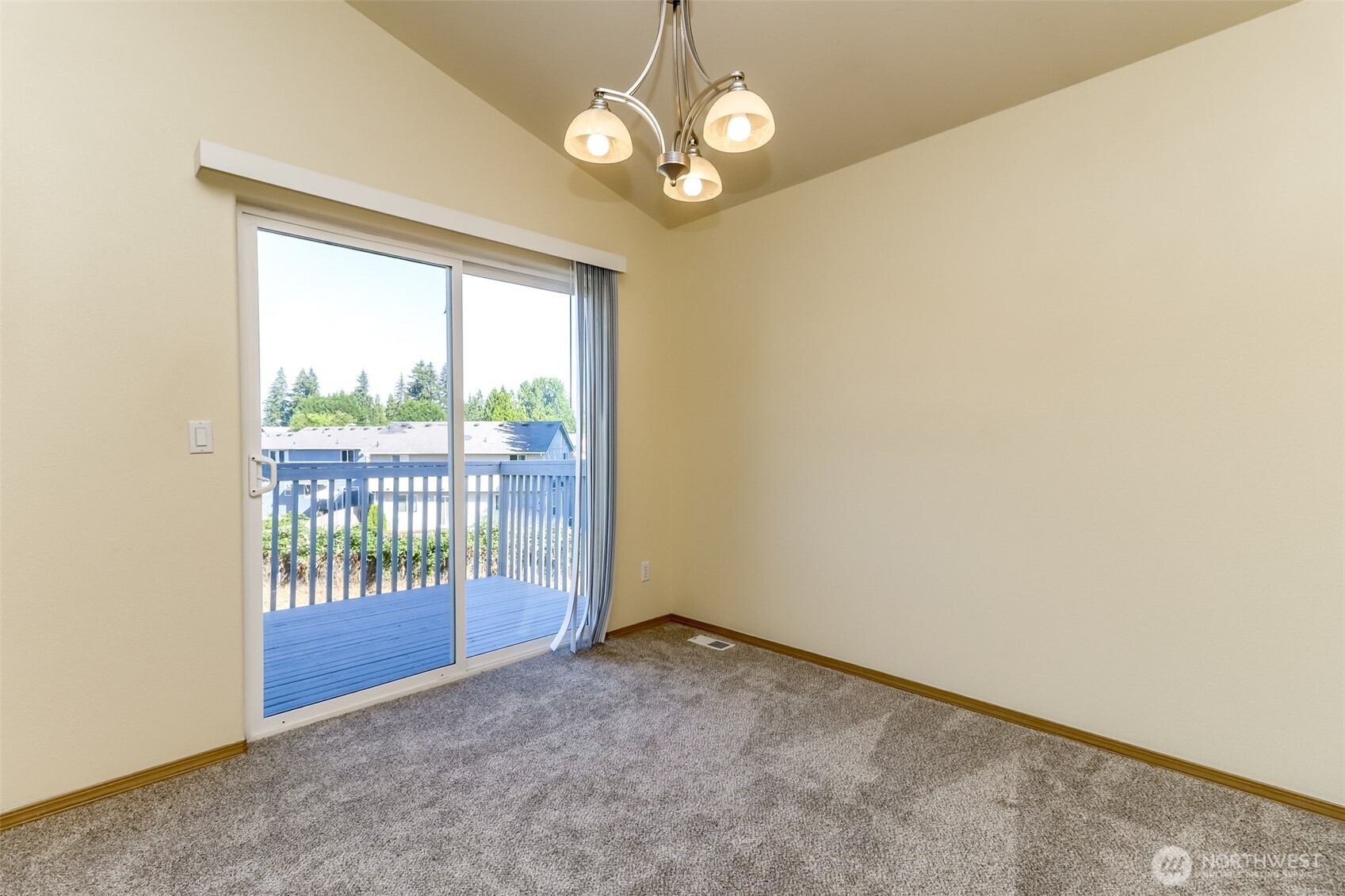 16018 89th Avenue Property Photo 13
