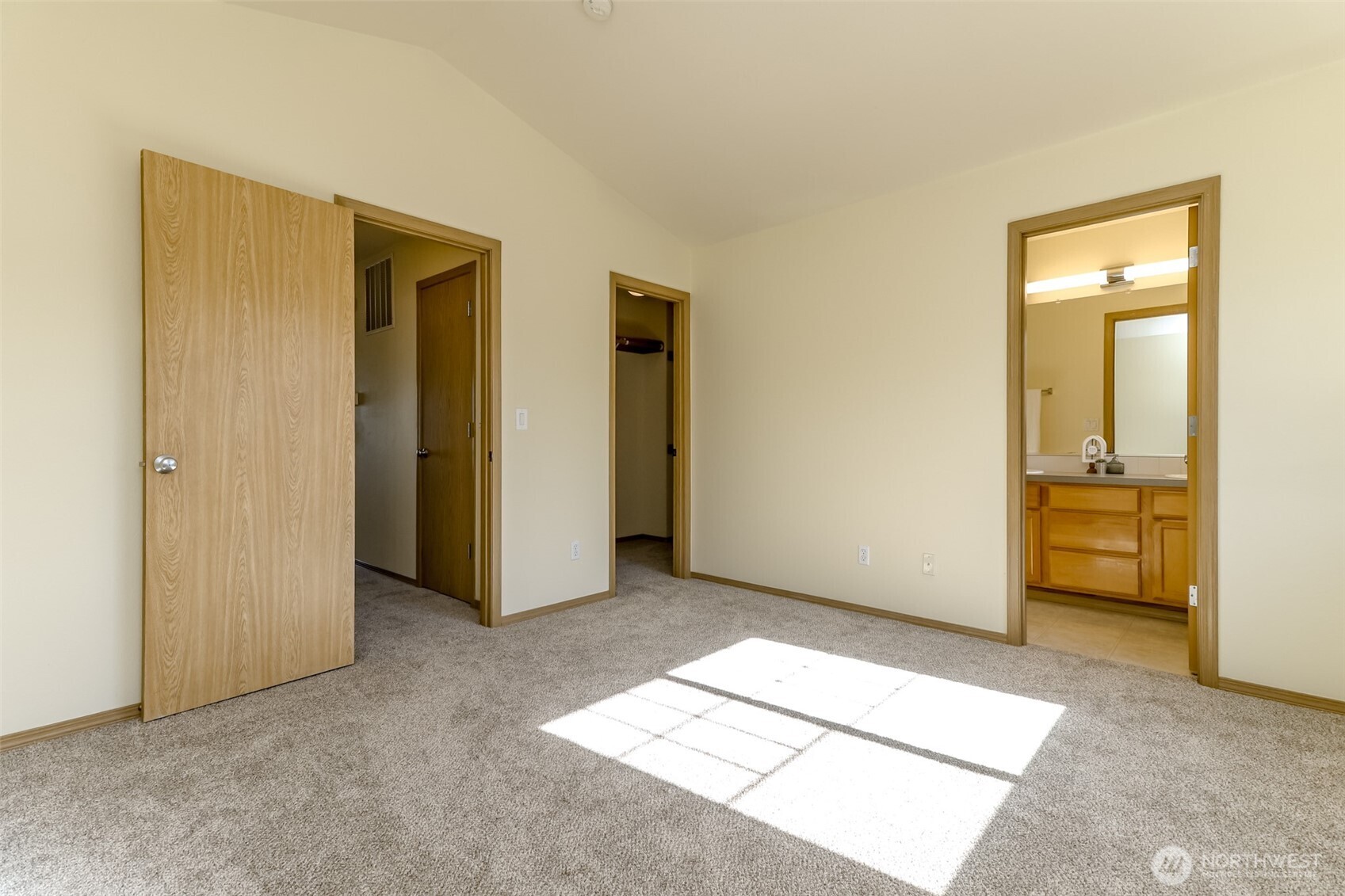 16018 89th Avenue Property Photo 17