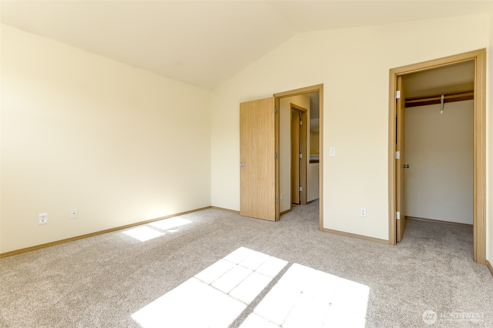 16018 89th Avenue Property Photo 20
