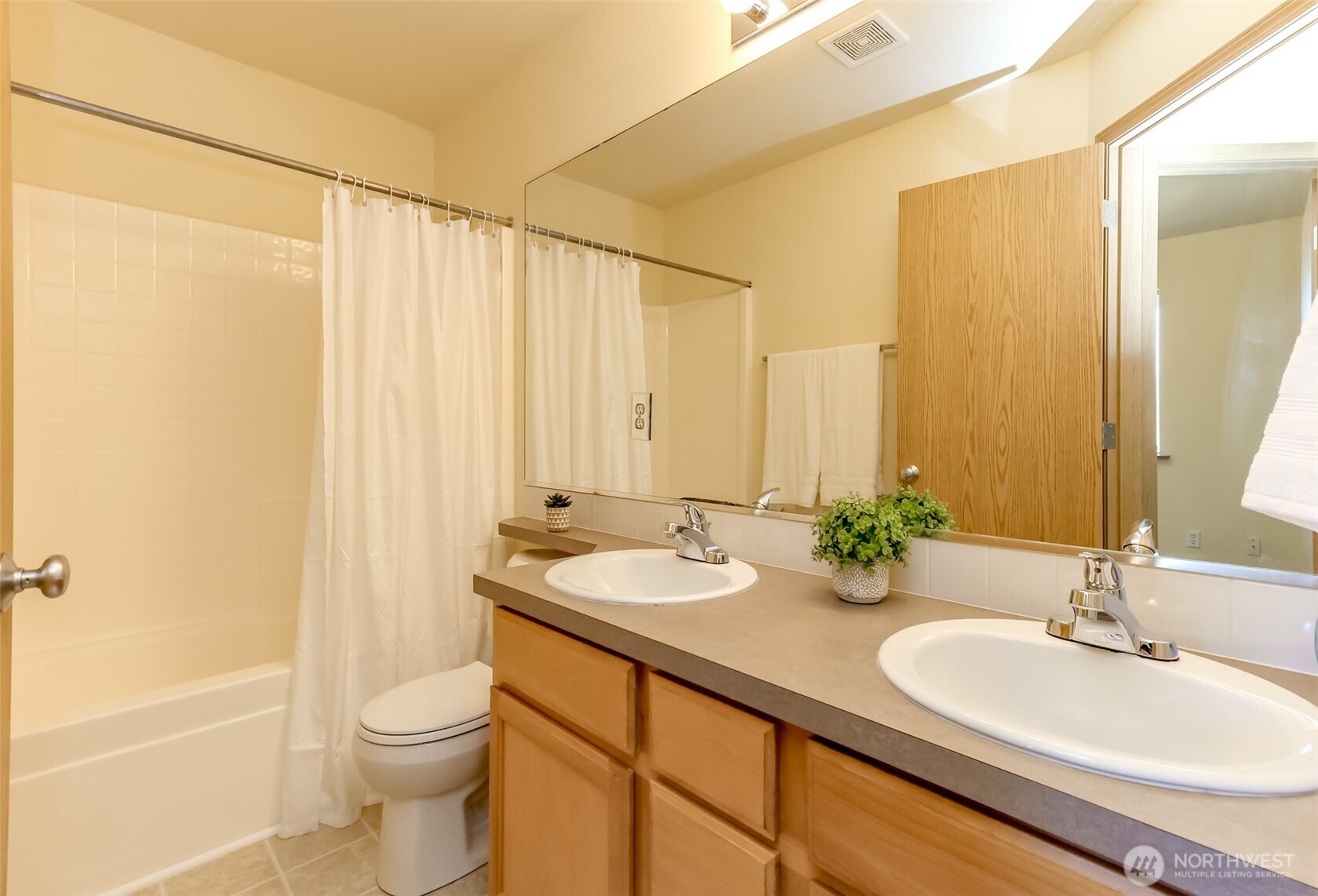 16018 89th Avenue Property Photo 25