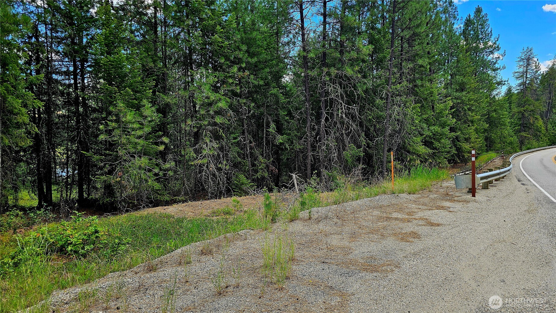 10 Humes Road Property Photo 19