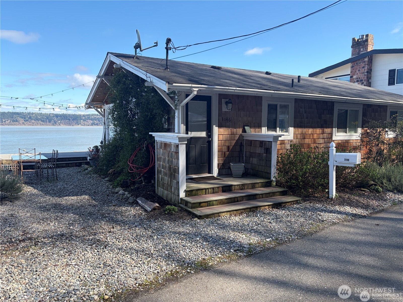 3151 Shoreline Drive Property Photo 1