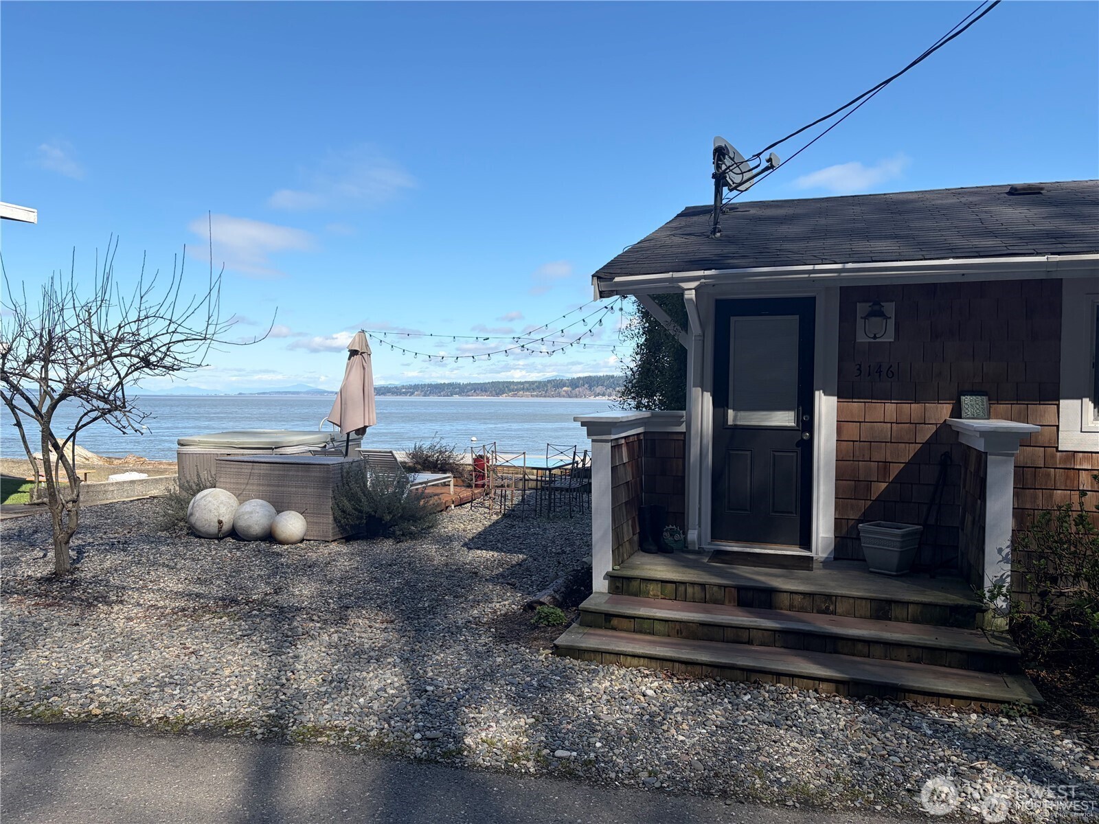 3151 Shoreline Drive Property Photo 2