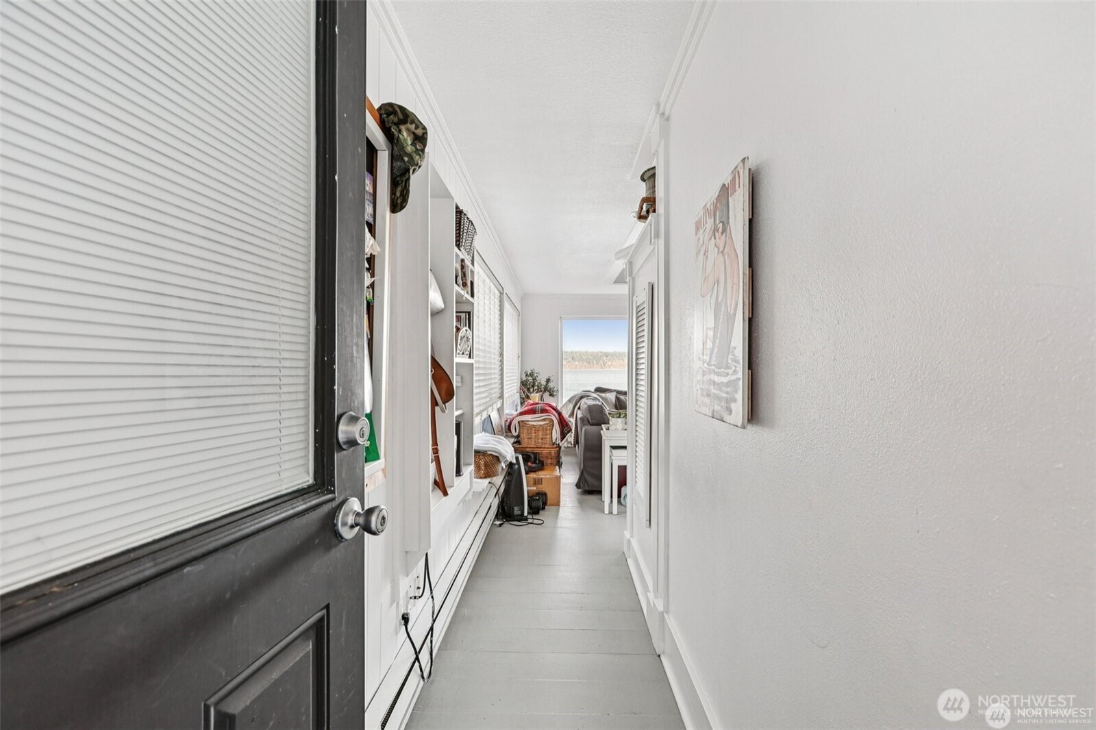 3151 Shoreline Drive Property Photo 4