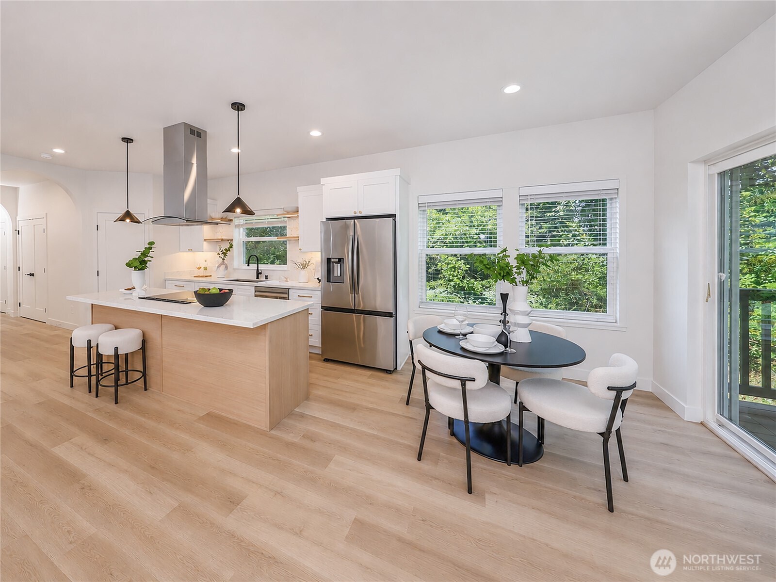 3333 Nassau St Street B Property Photo 9