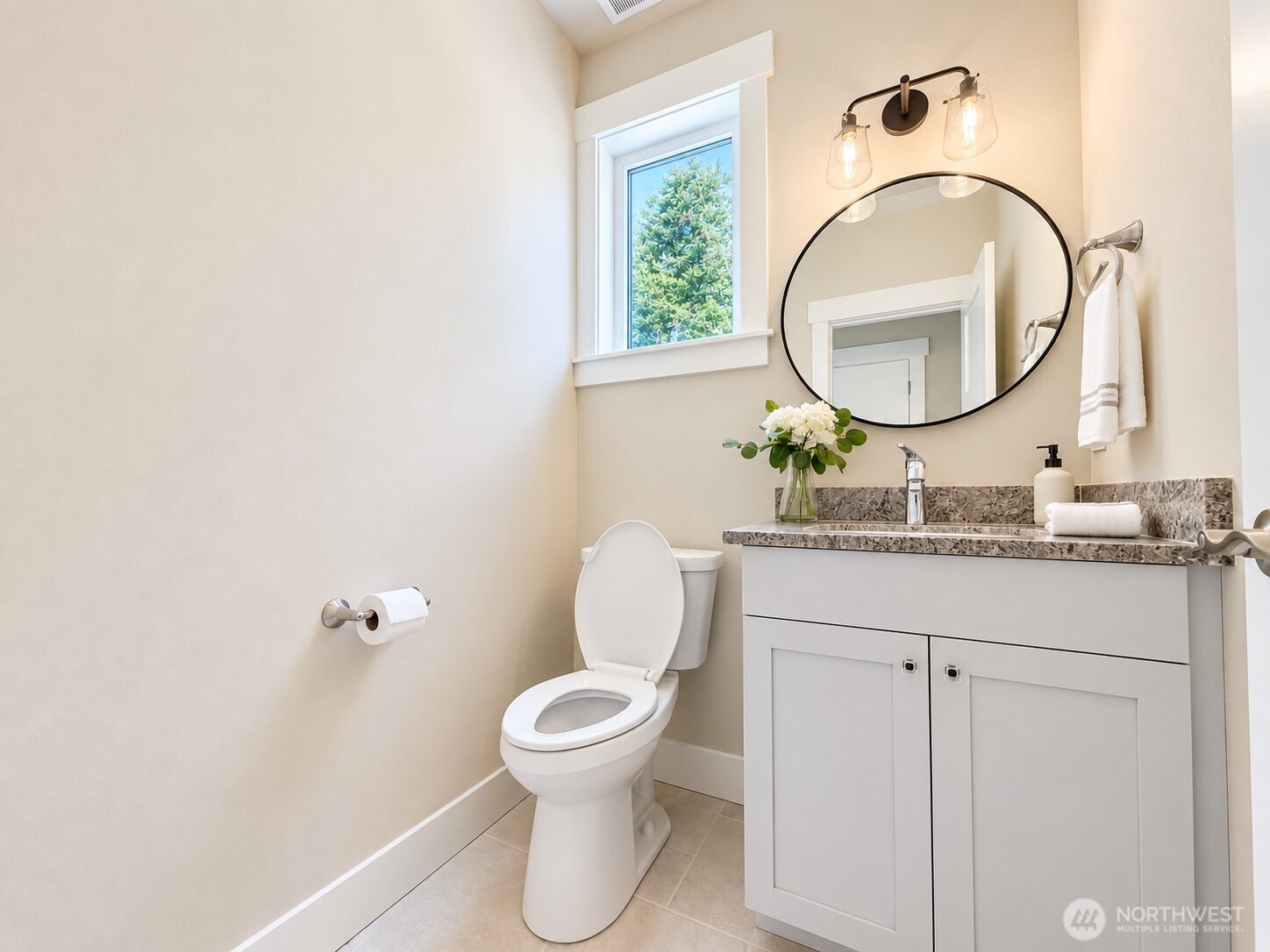 12288 Madrona Street Property Photo 23