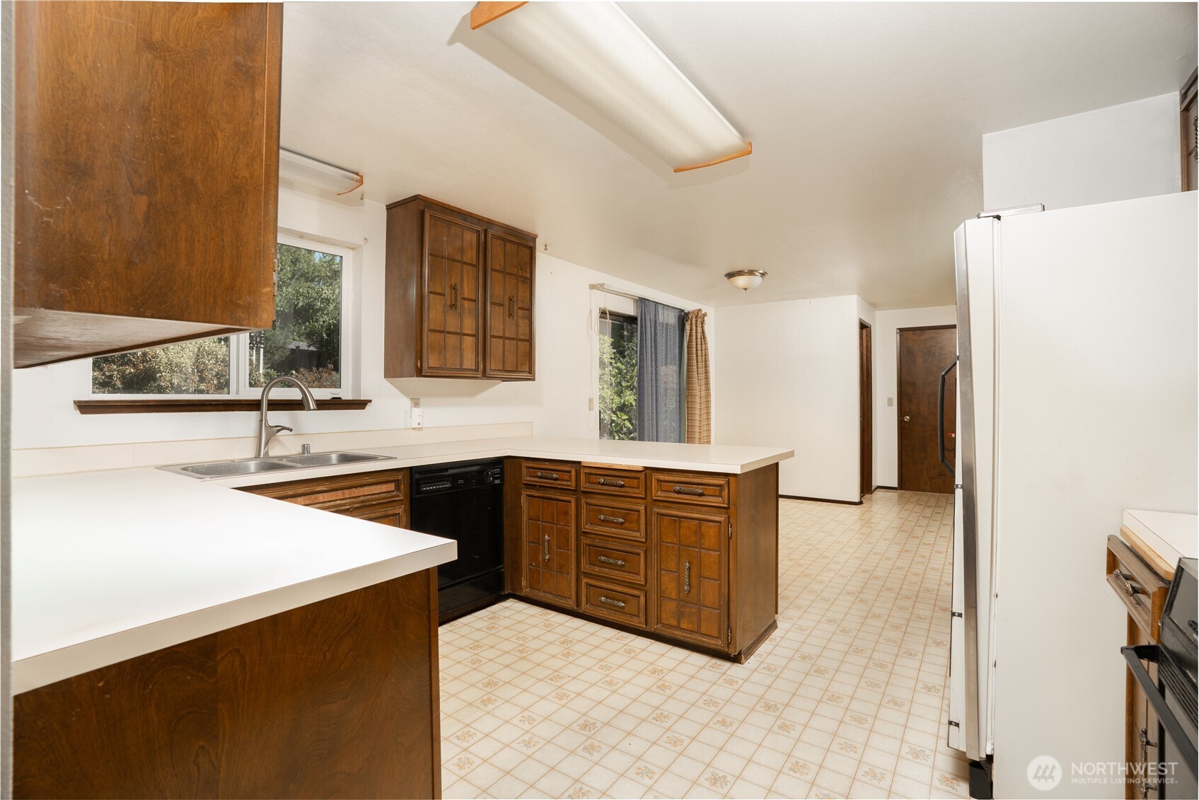 10907 E 151st Street Property Photo 11