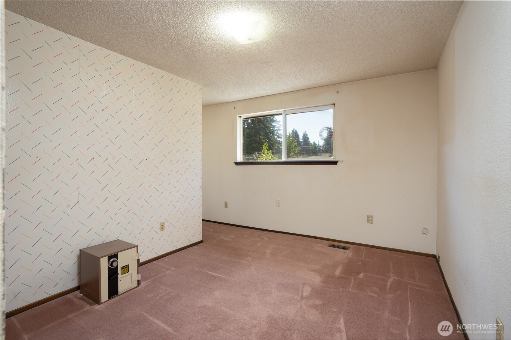 10907 E 151st Street Property Photo 19