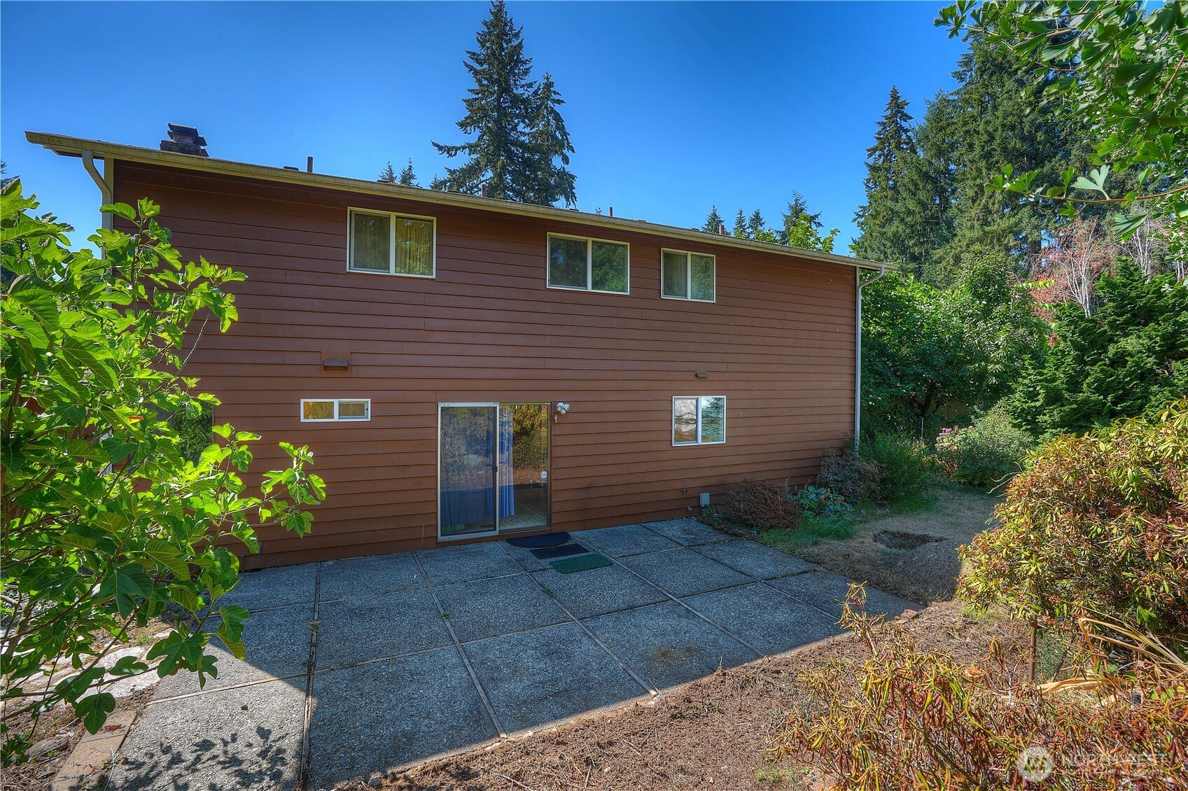 10907 E 151st Street Property Photo 30