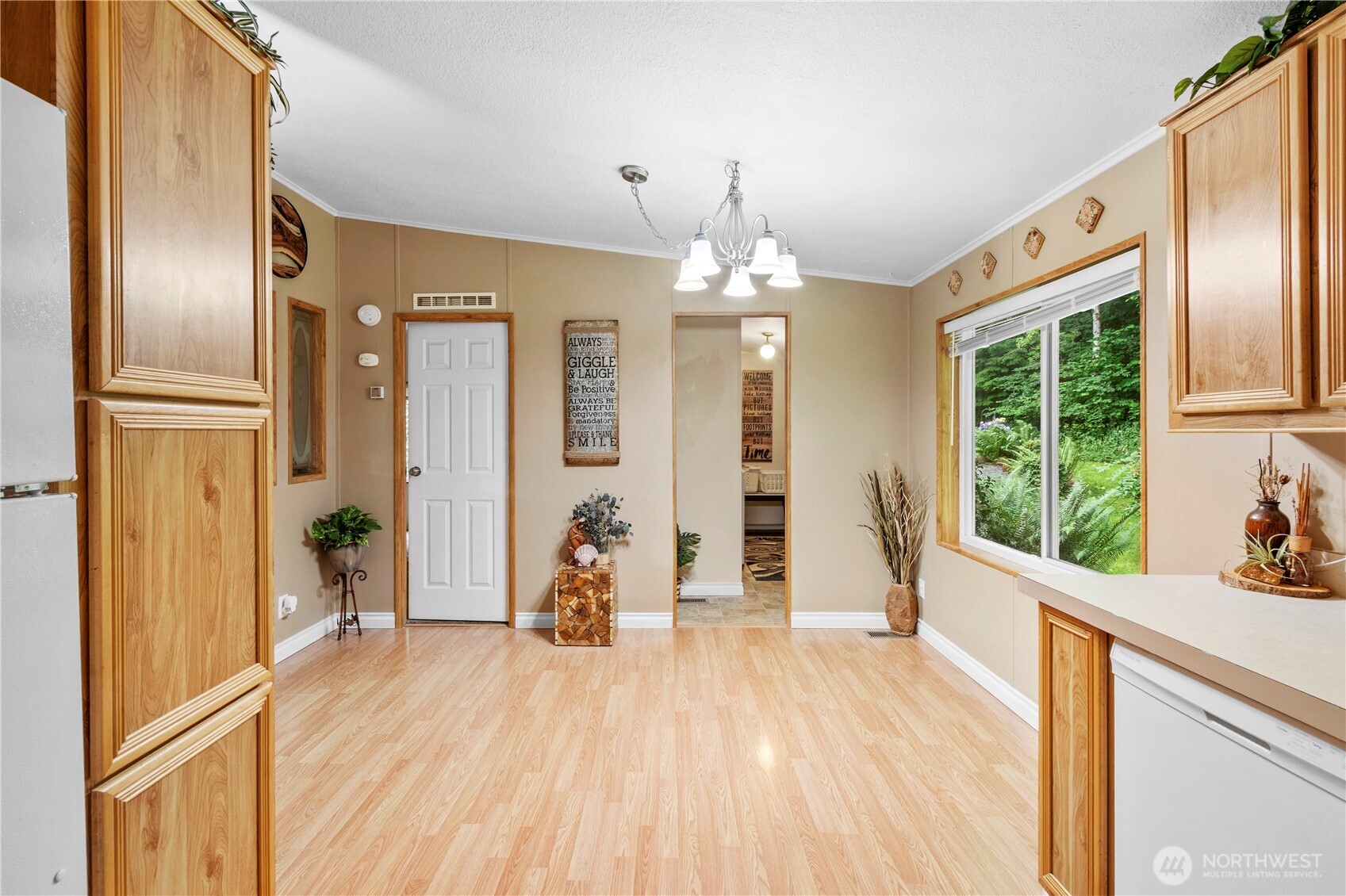 140 Leland Road Property Photo 9