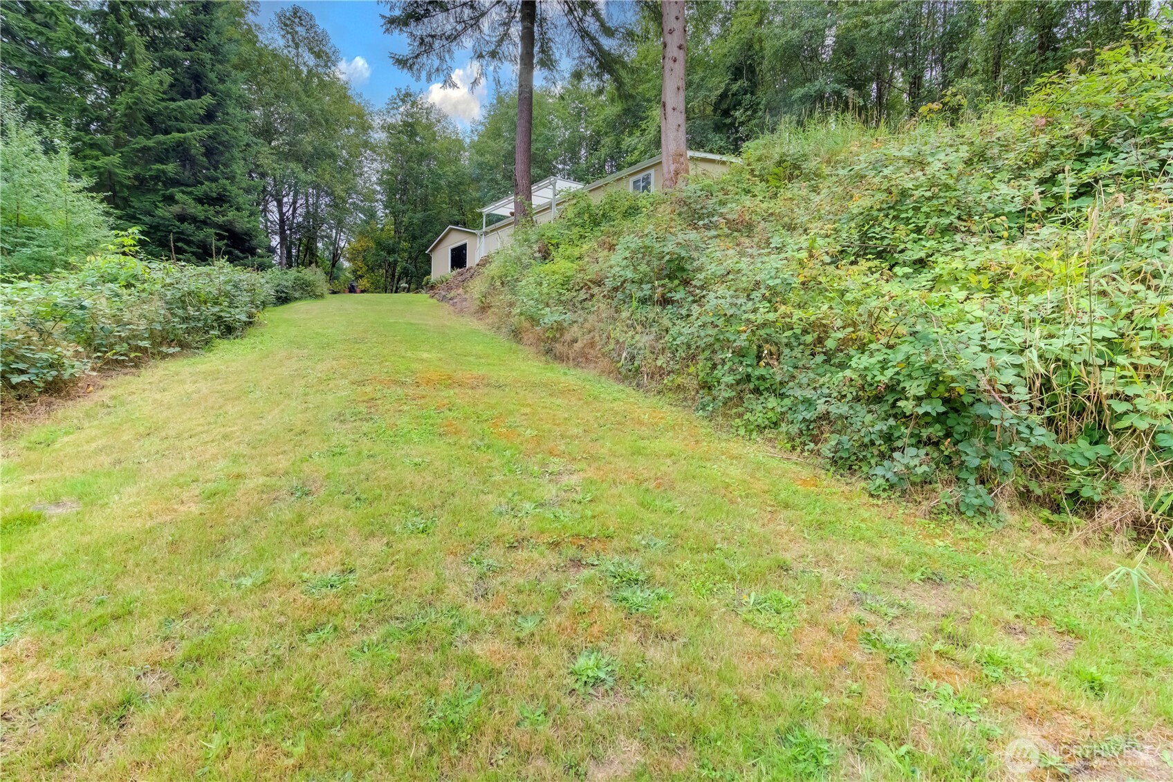 140 Leland Road Property Photo 28