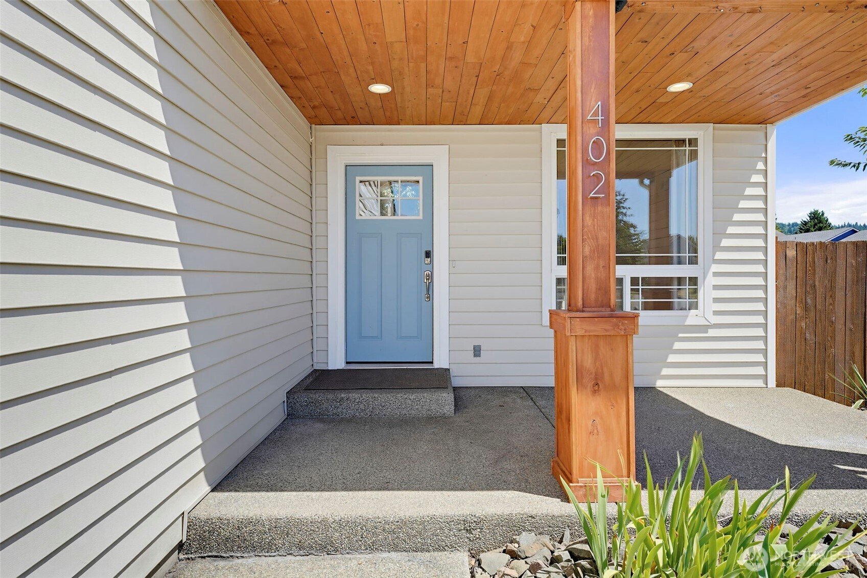 402 Orting Avenue Property Photo 2