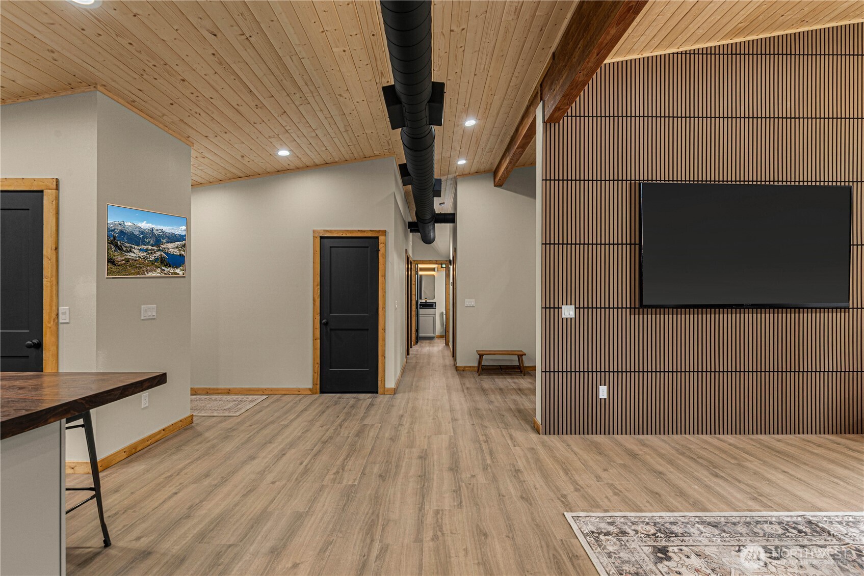 22401 Shetland Road Property Photo 9