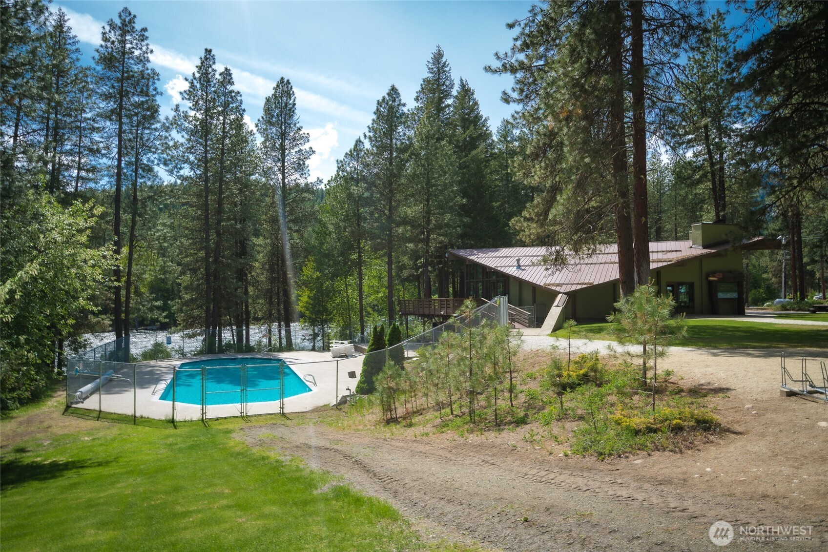 22401 Shetland Road Property Photo 25