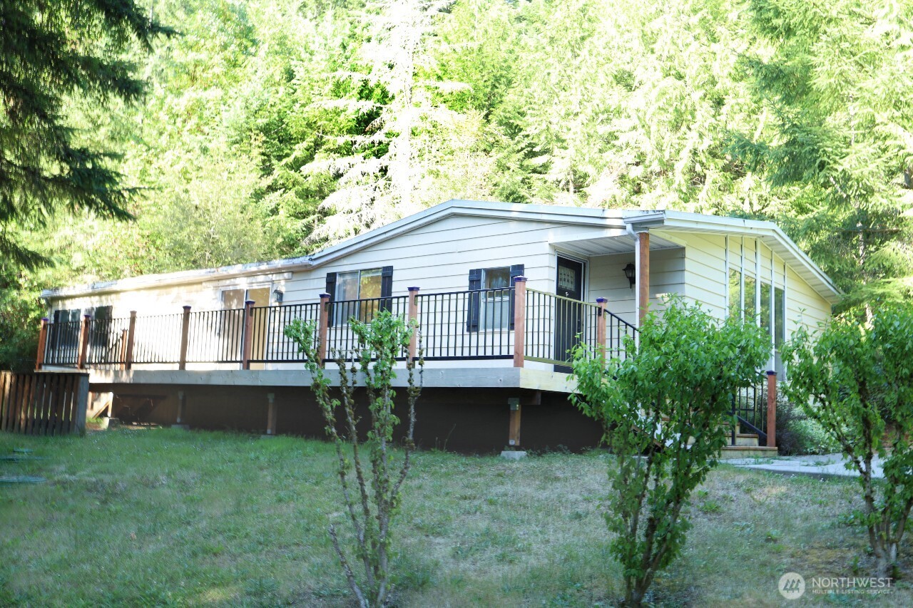 1924 Elger Bay Road Property Photo 1