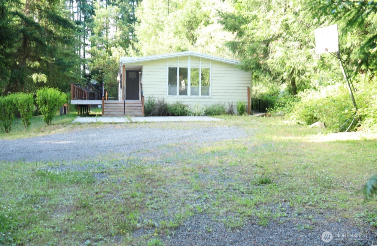 1924 Elger Bay Road Property Photo 26