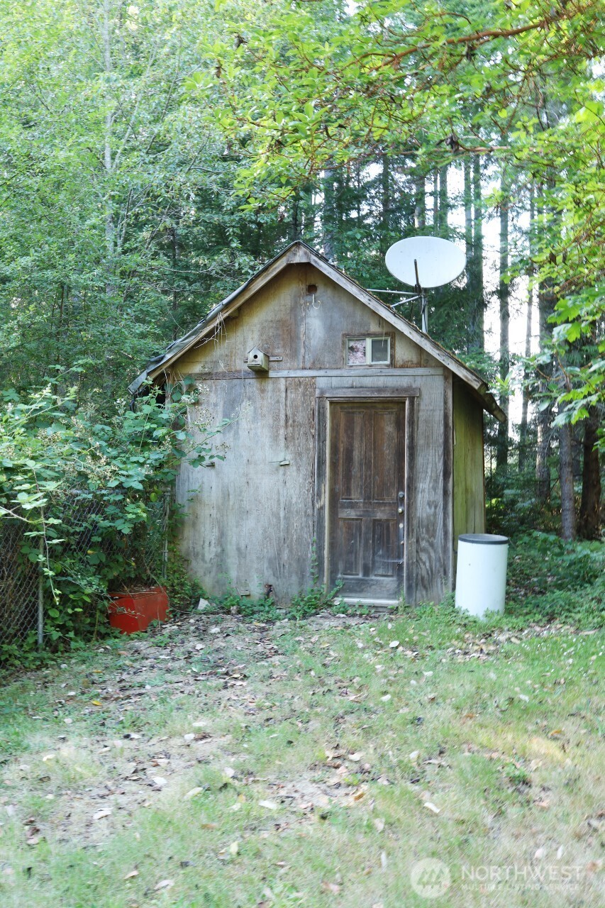 1924 Elger Bay Road Property Photo 28