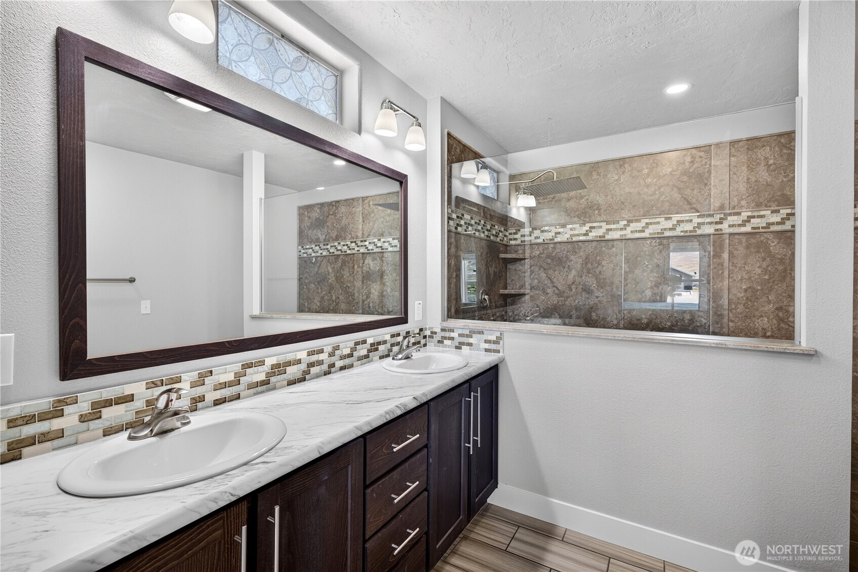 203 Moon River View Property Photo 15