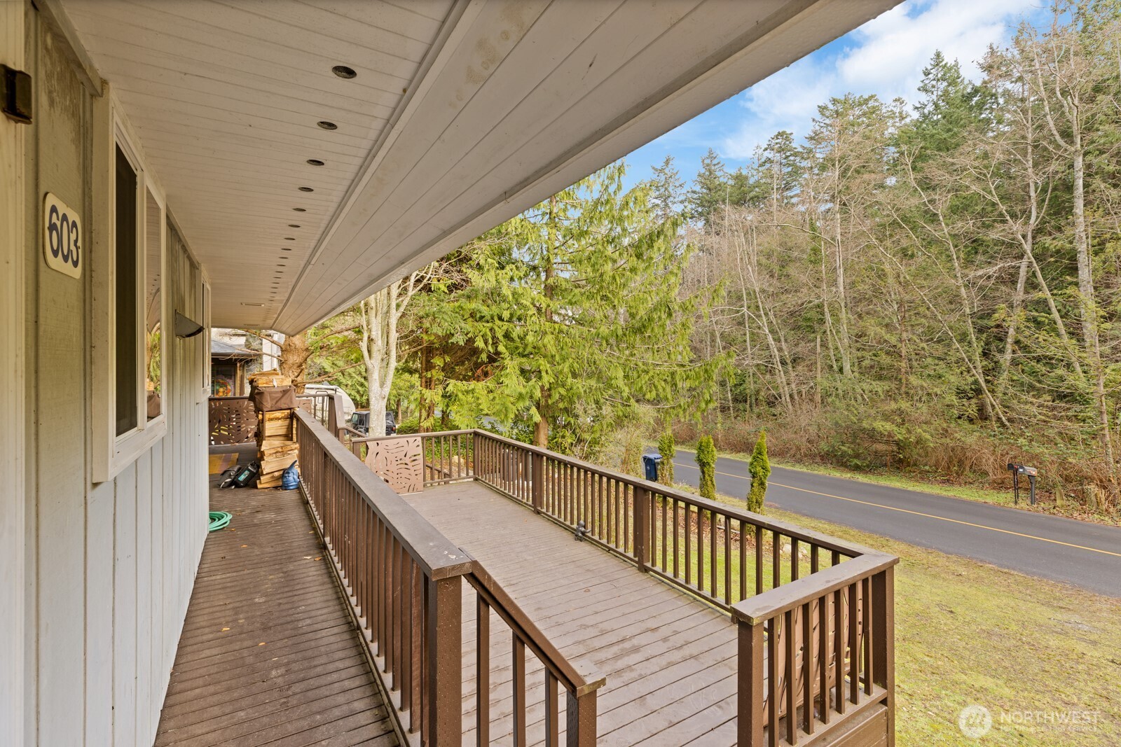 603 Shelter Bay Drive Property Photo 6