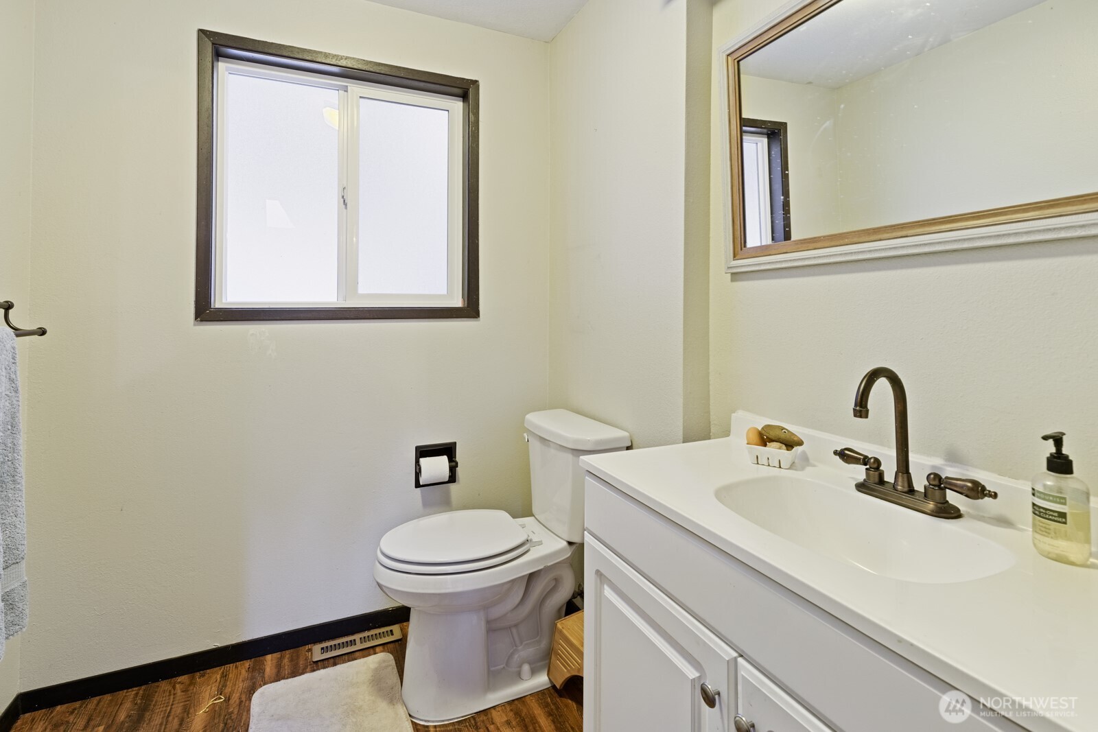 603 Shelter Bay Drive Property Photo 20