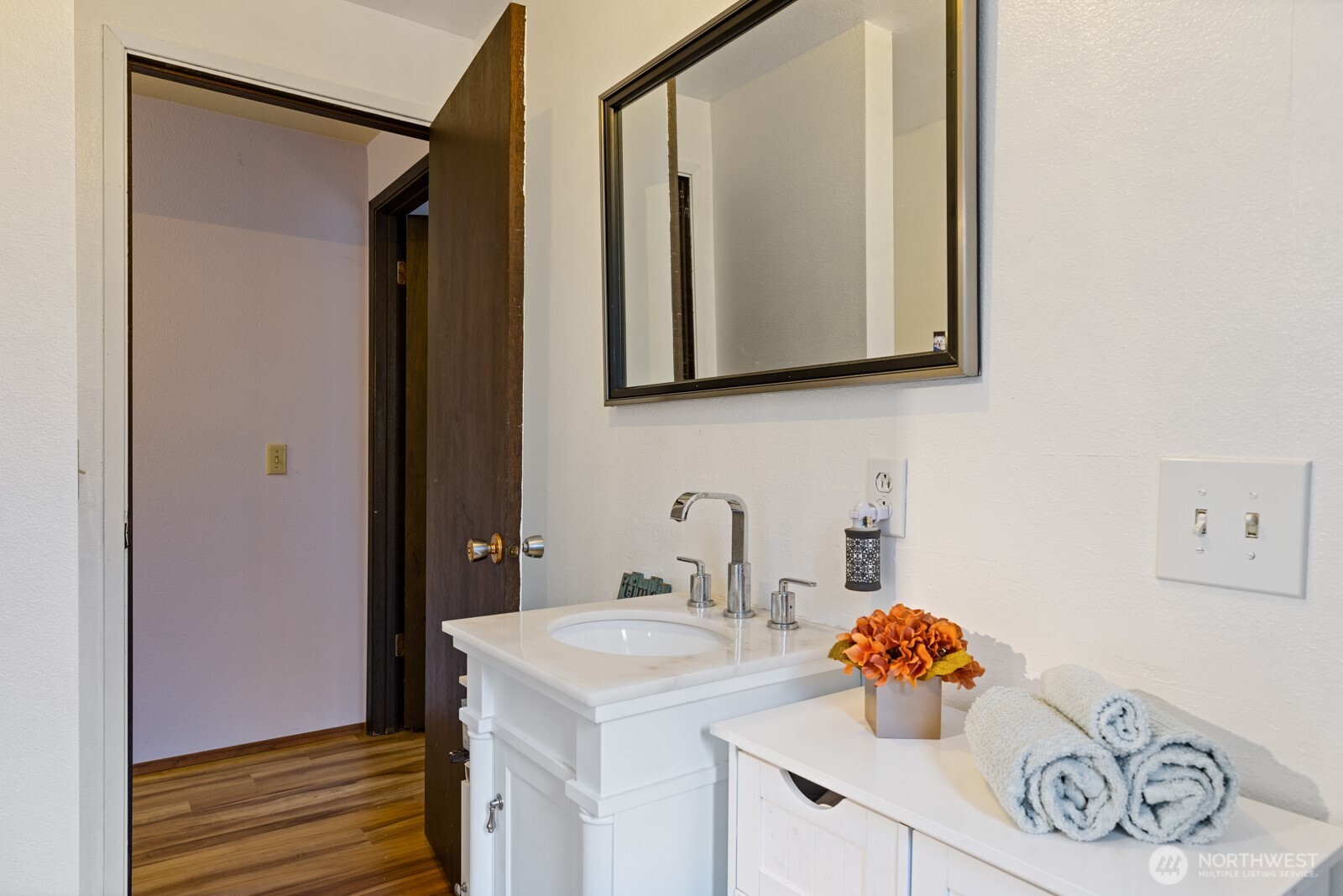 603 Shelter Bay Drive Property Photo 29