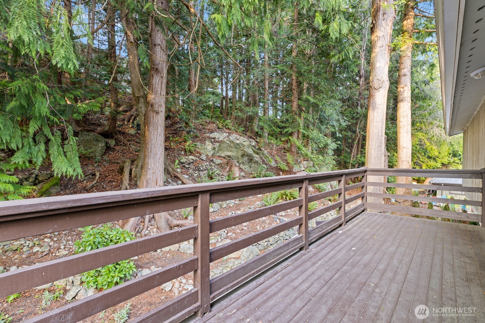 603 Shelter Bay Drive Property Photo 32
