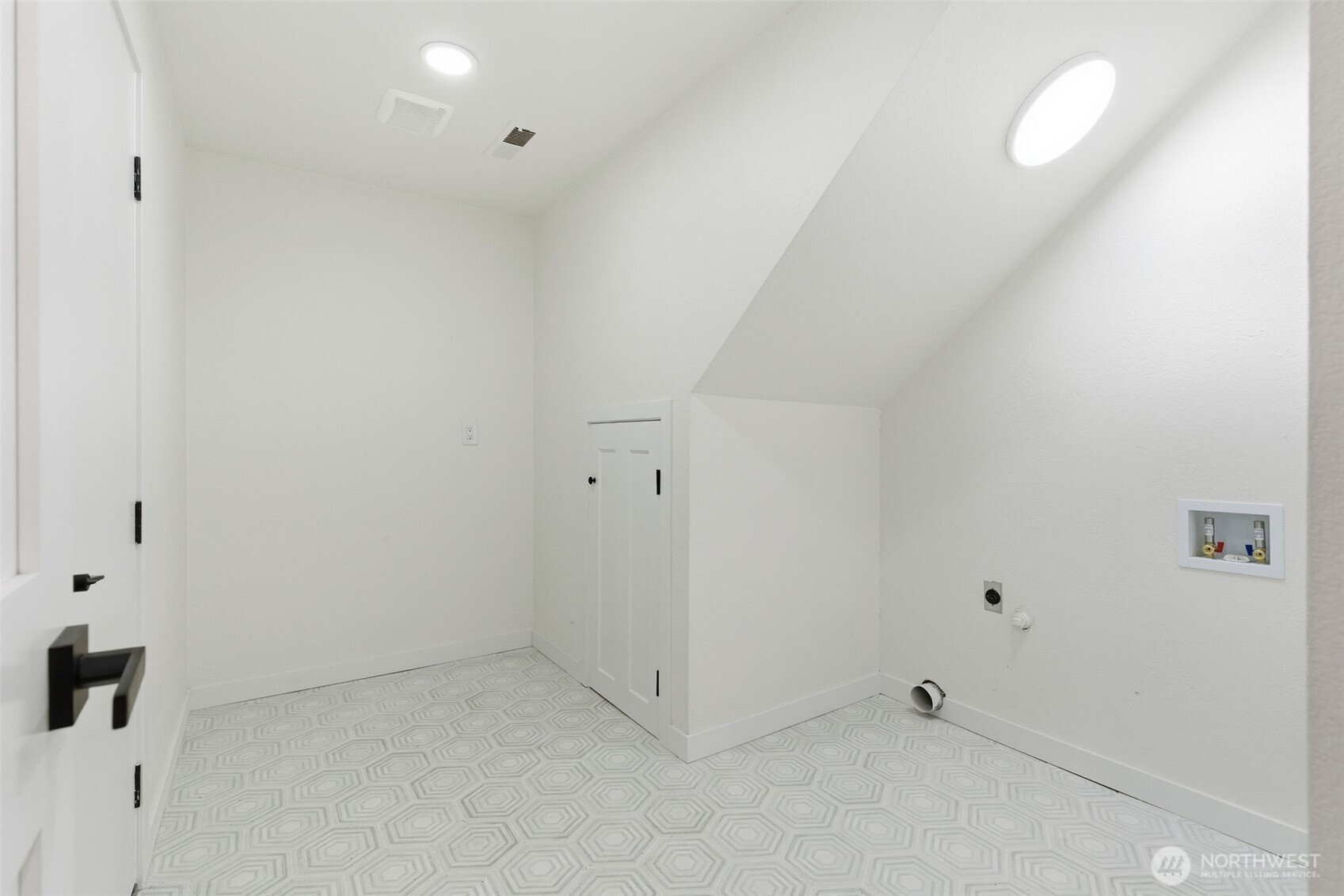 9110 122nd Place Property Photo 31
