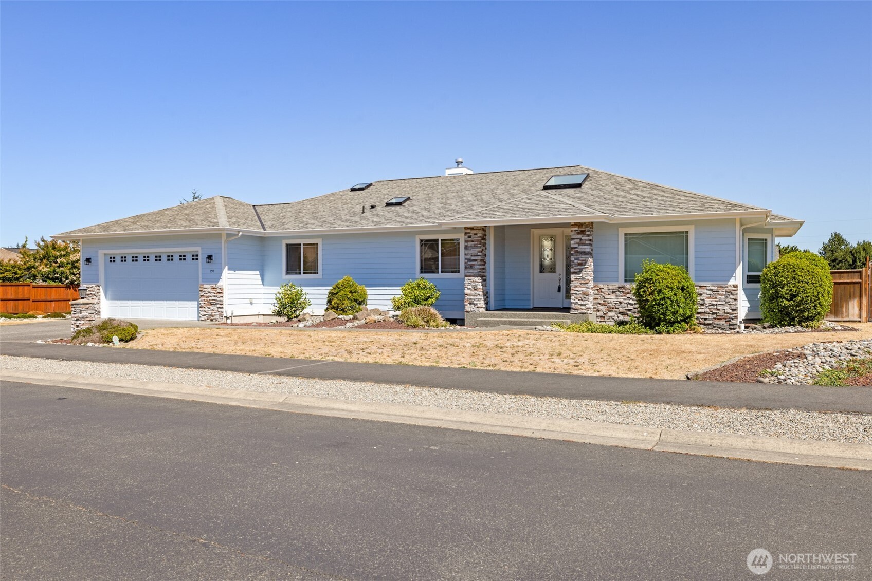 191 Choice Loop Property Photo 1