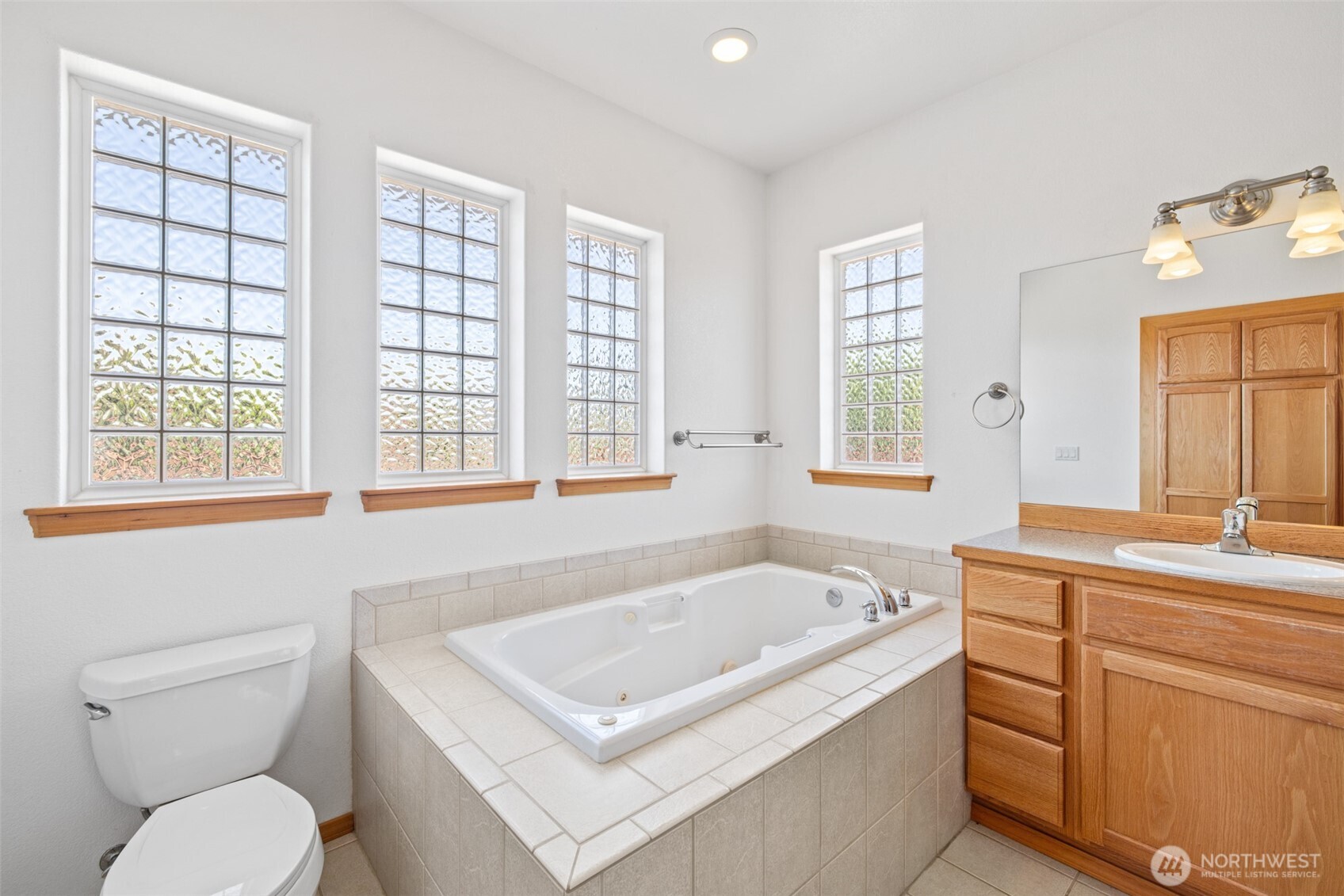 191 Choice Loop Property Photo 24
