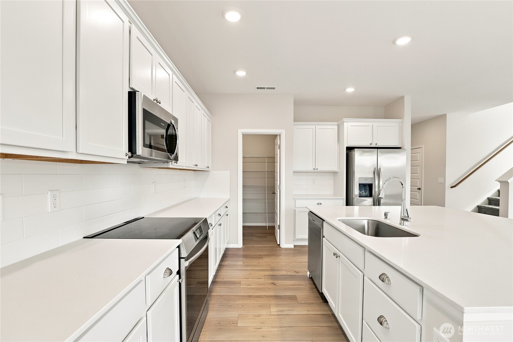 4437 Explorer Avenue Property Photo 5