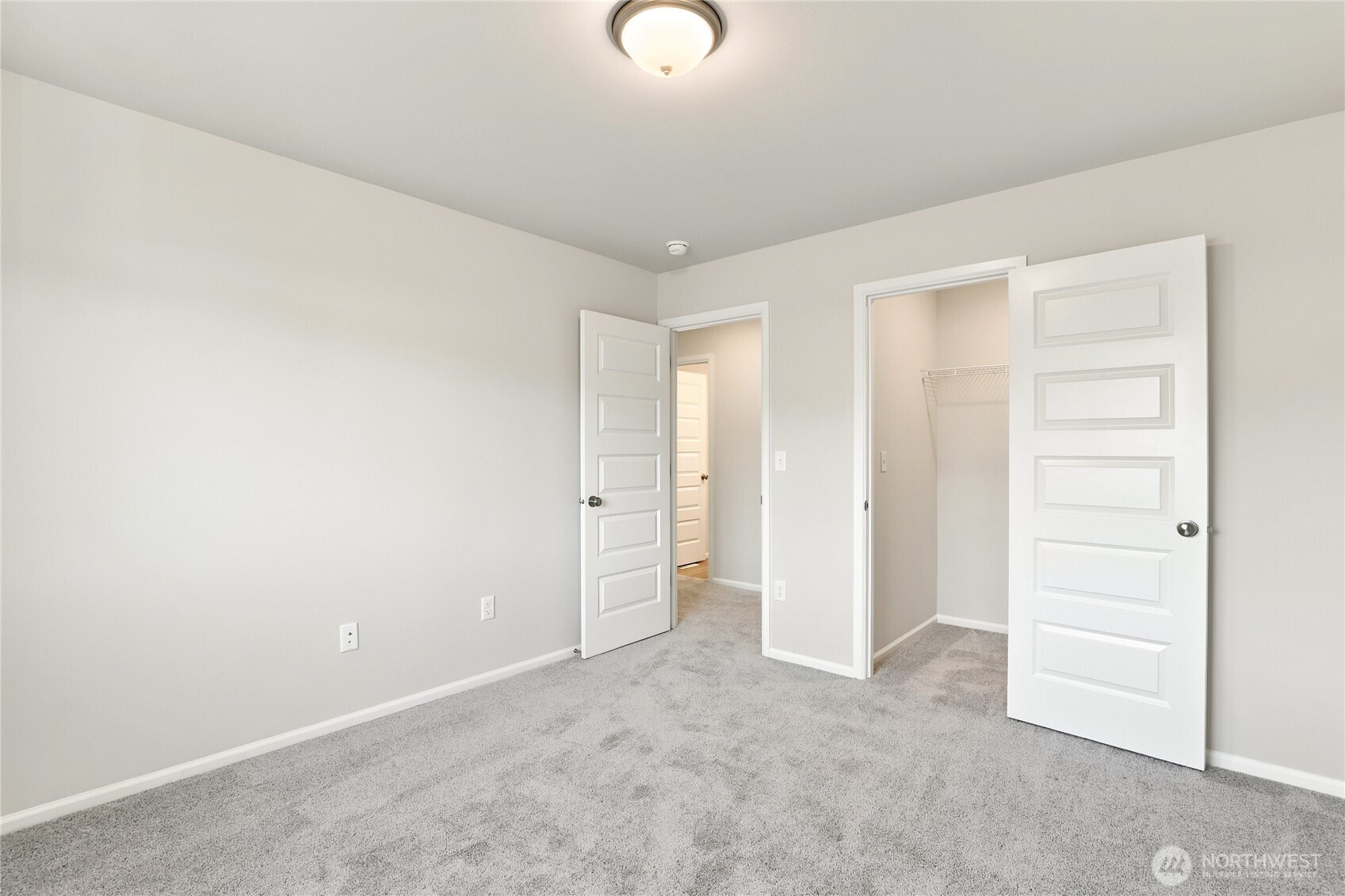 4437 Explorer Avenue Property Photo 13