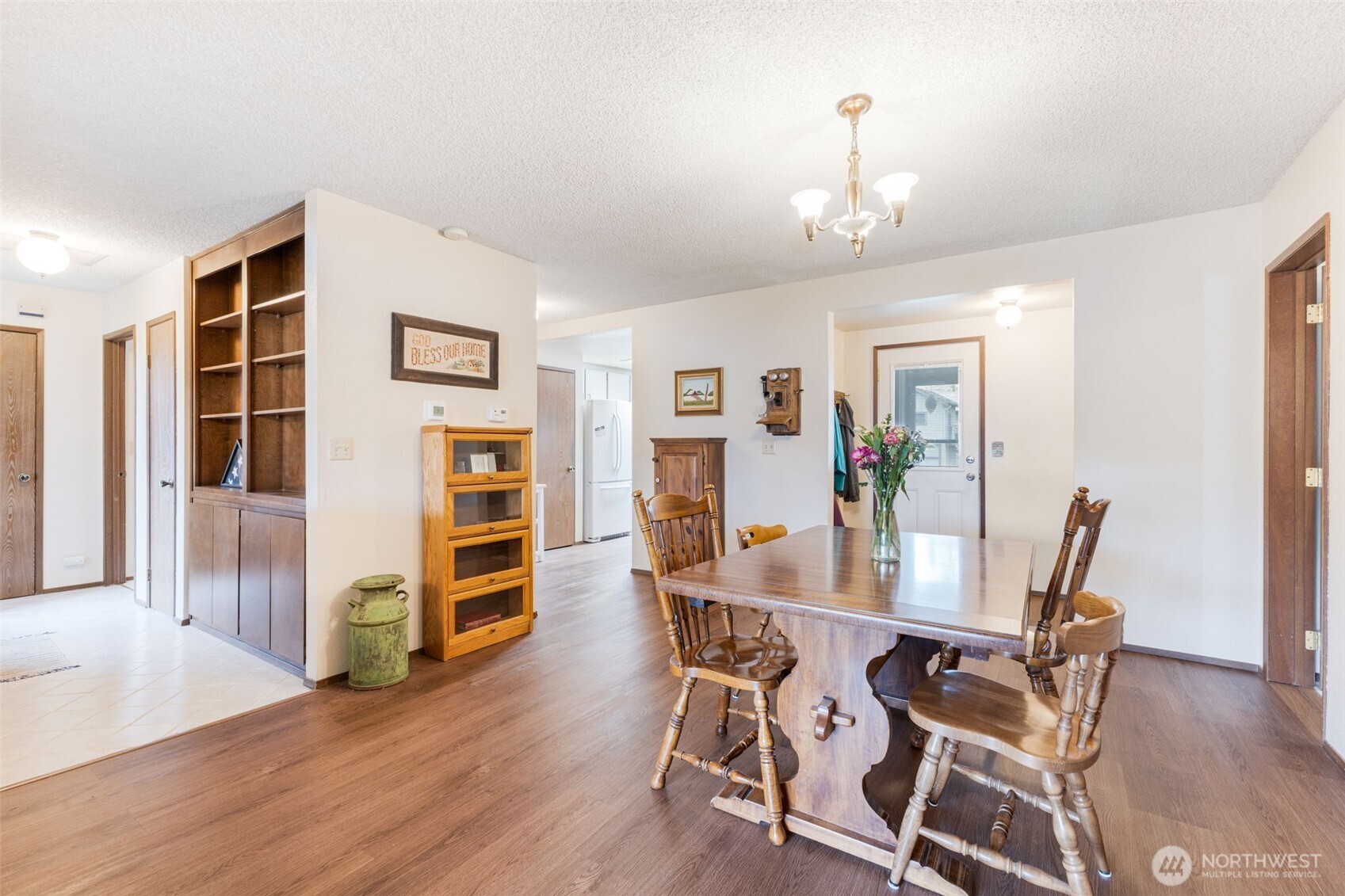 15120 Elm Street Property Photo 7