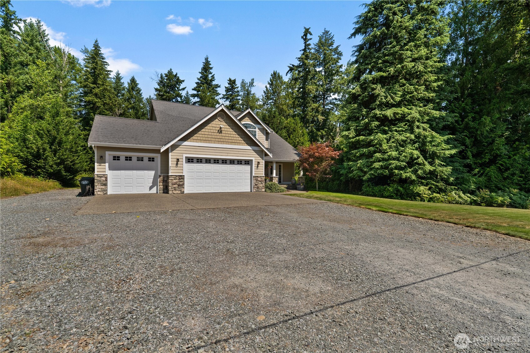 5211 292nd Street Property Photo 2