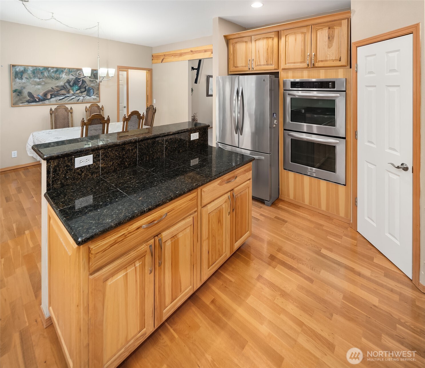 940 E Lakeshore Drive Property Photo 24