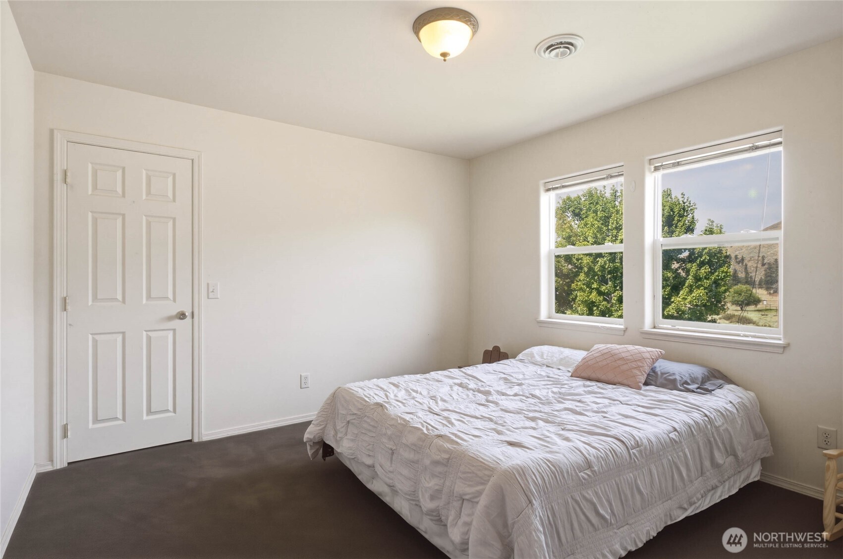 44 Crumbacher Road Property Photo 24