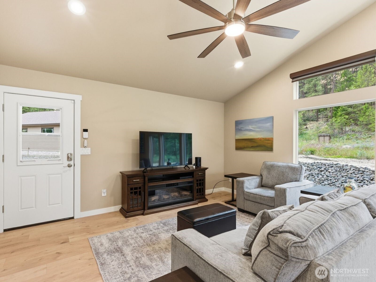 34947 Sharptail Lane Property Photo 14