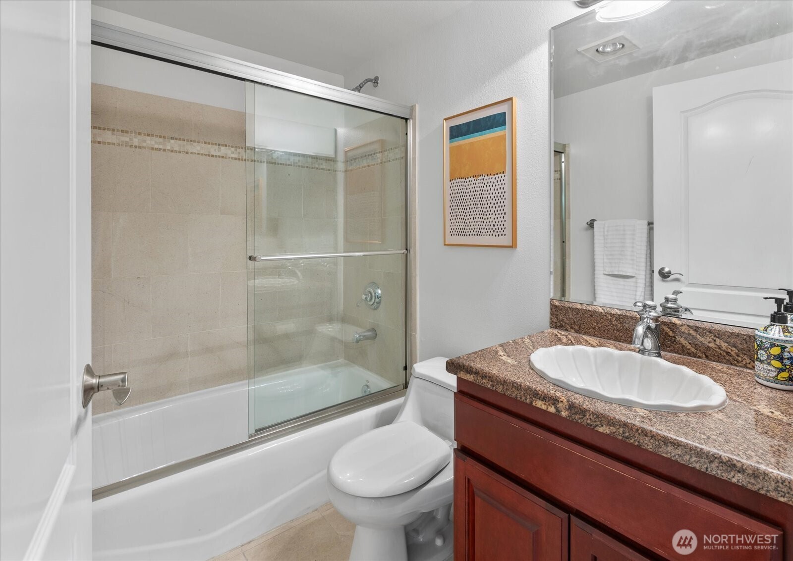 717 E Denny Way 3a Property Photo 22