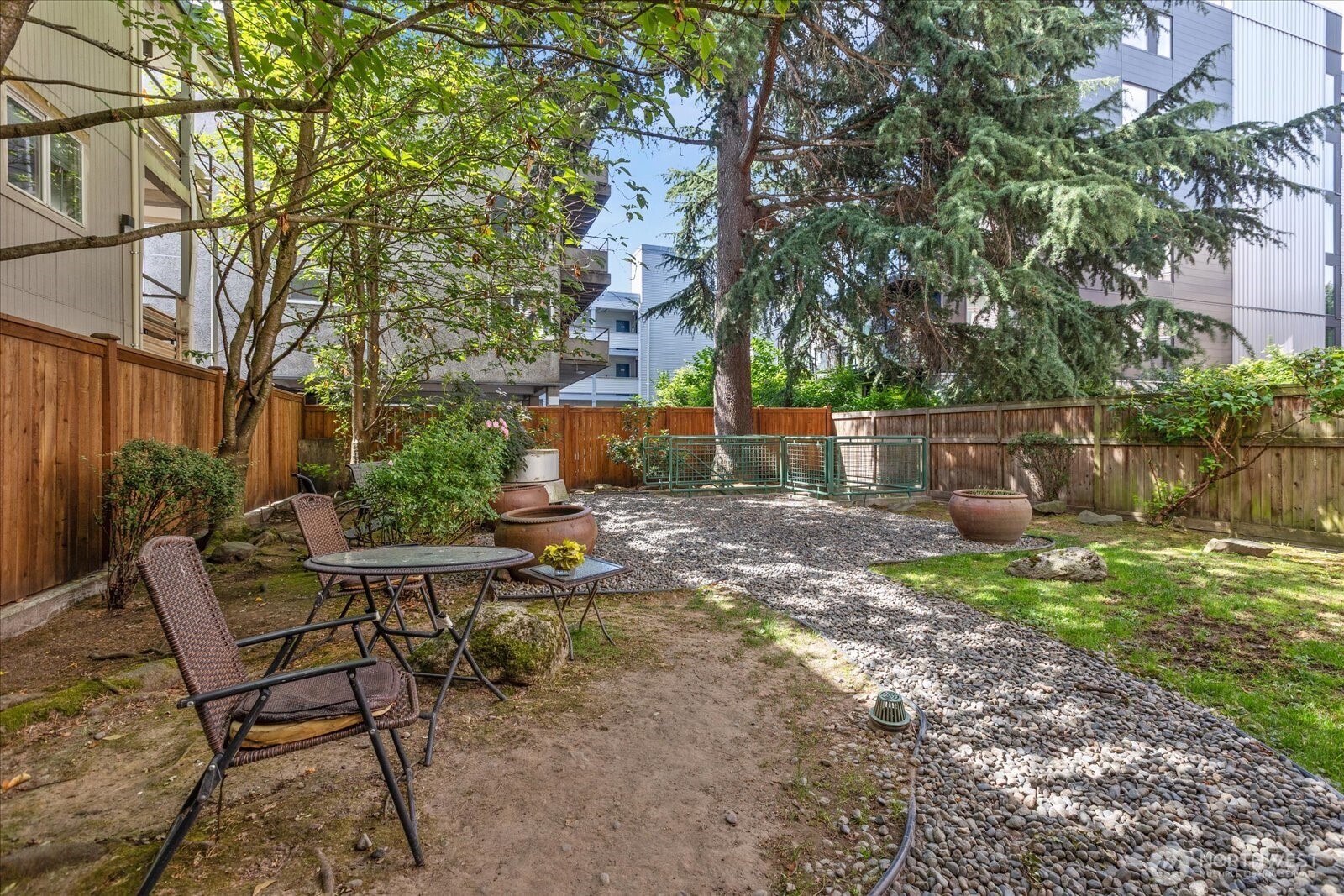 717 E Denny Way 3a Property Photo 23
