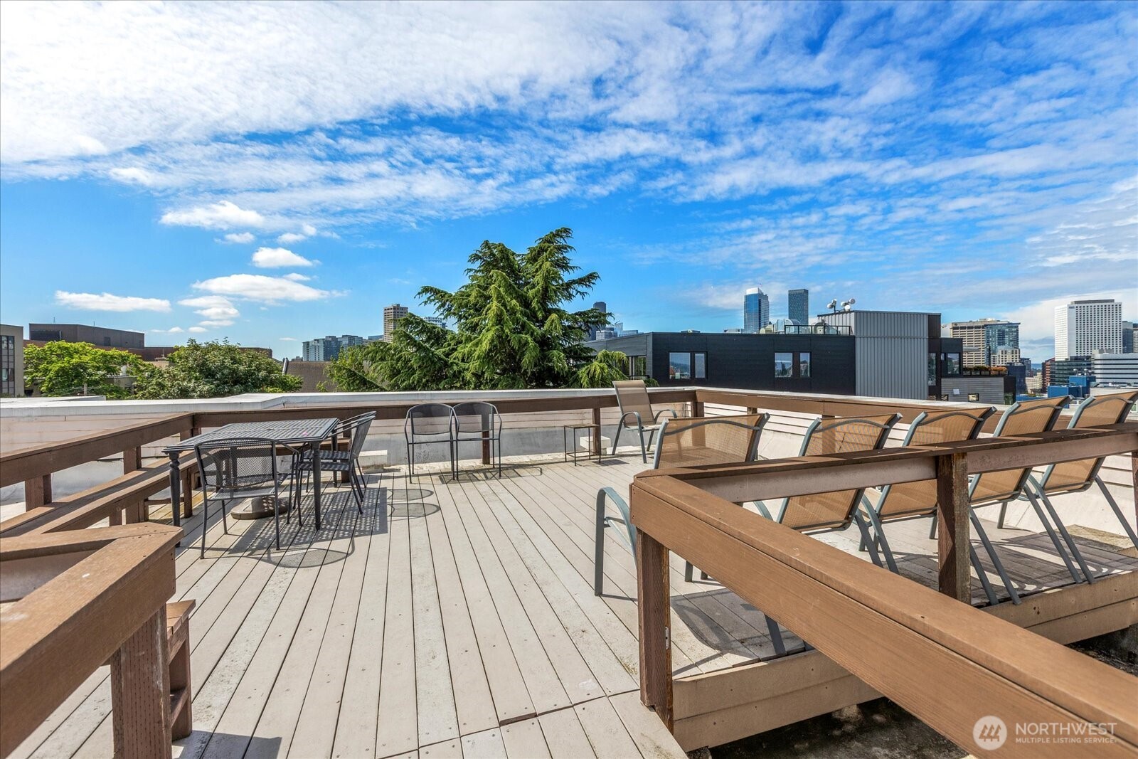 717 E Denny Way 3a Property Photo 25