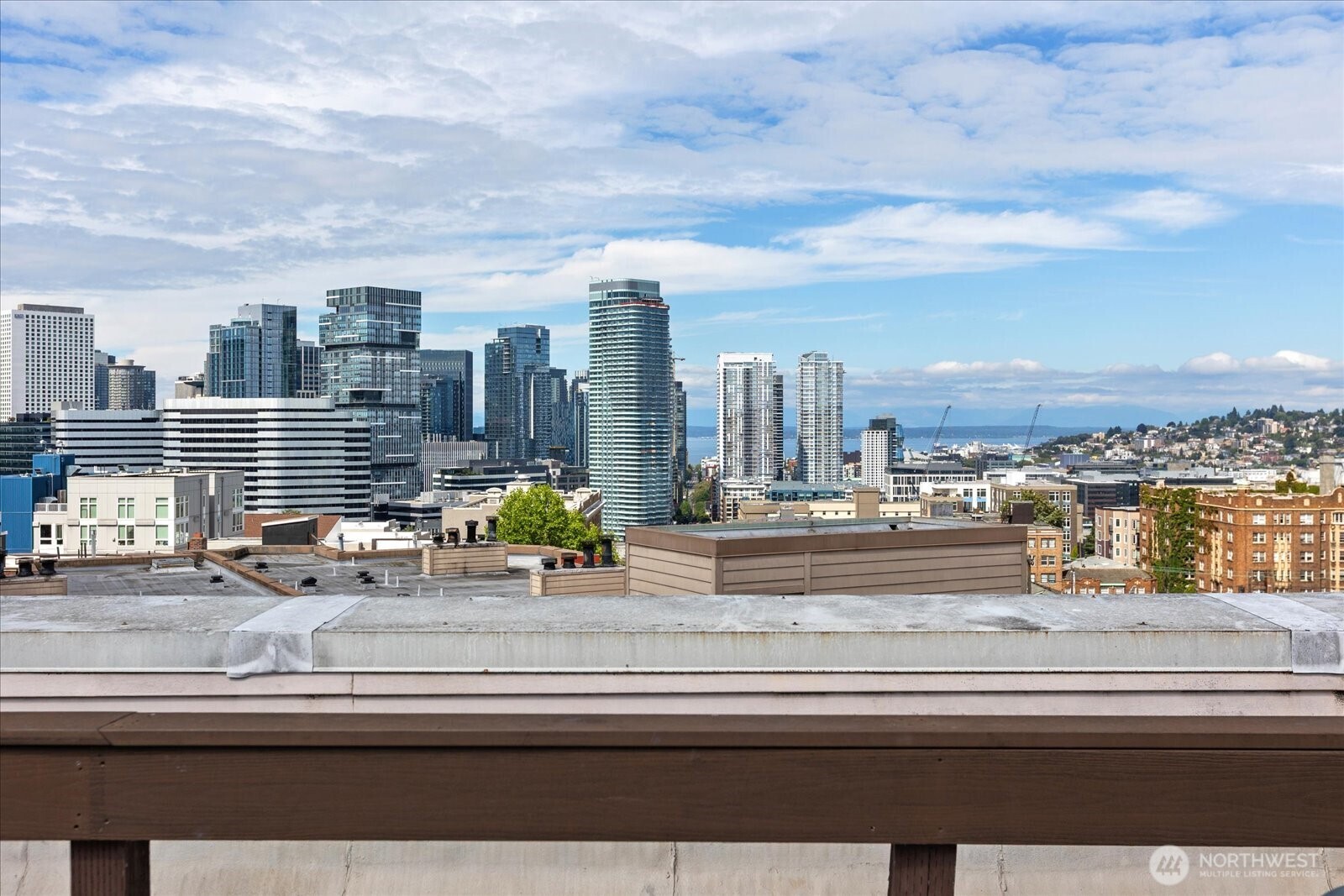 717 E Denny Way 3a Property Photo 27