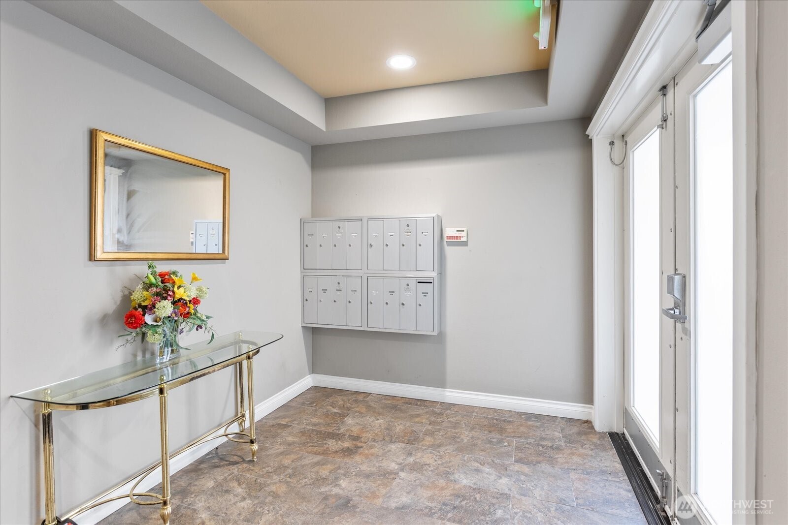 717 E Denny Way 3a Property Photo 29
