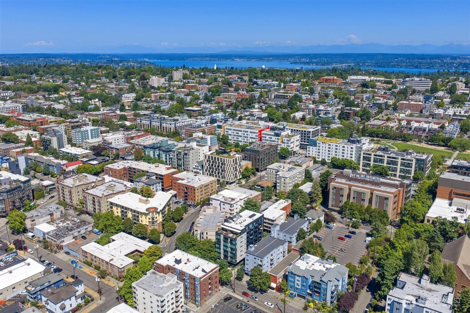 717 E Denny Way 3a Property Photo 34