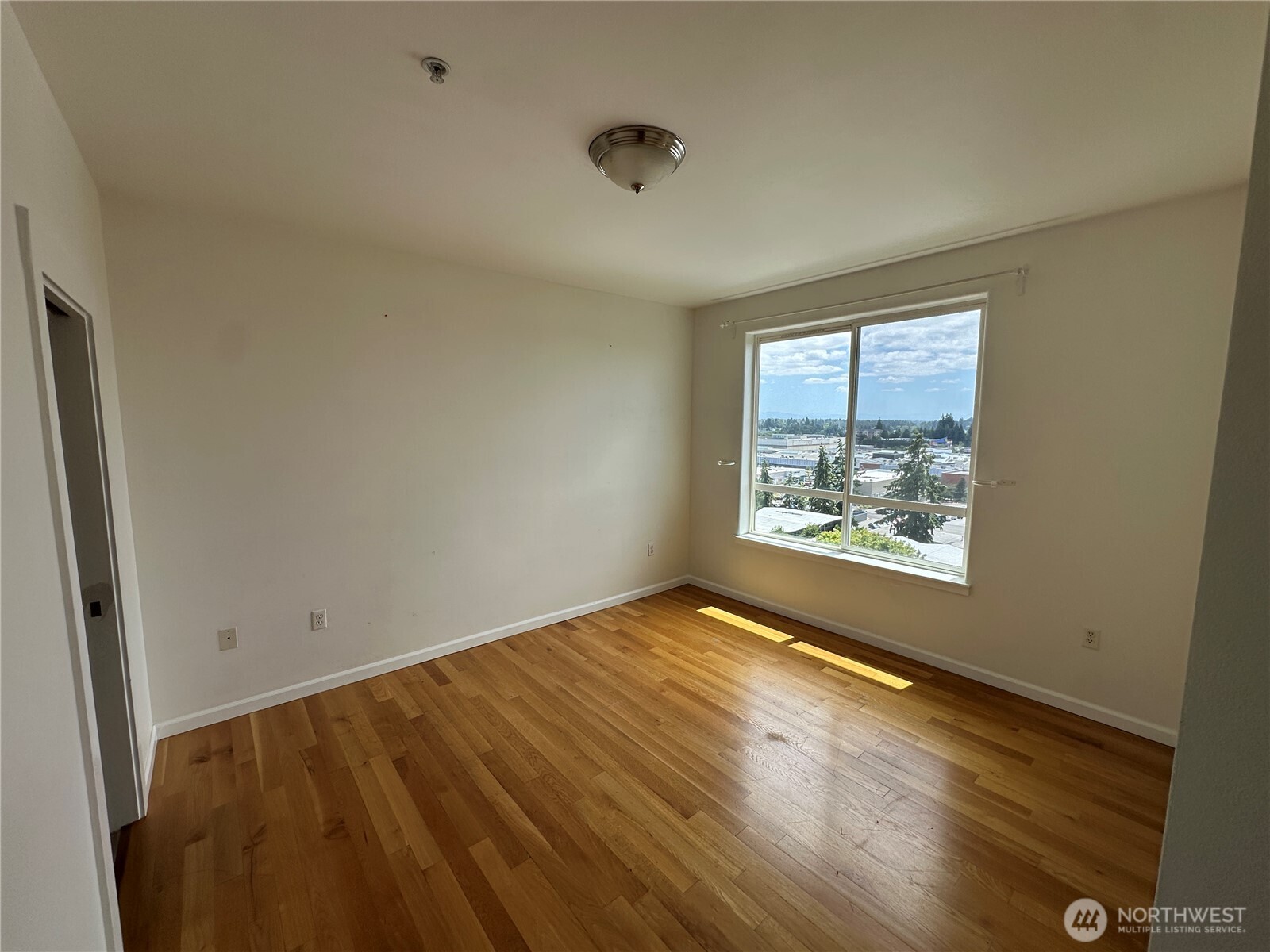 2424 S 41st Street B565 Property Photo 31
